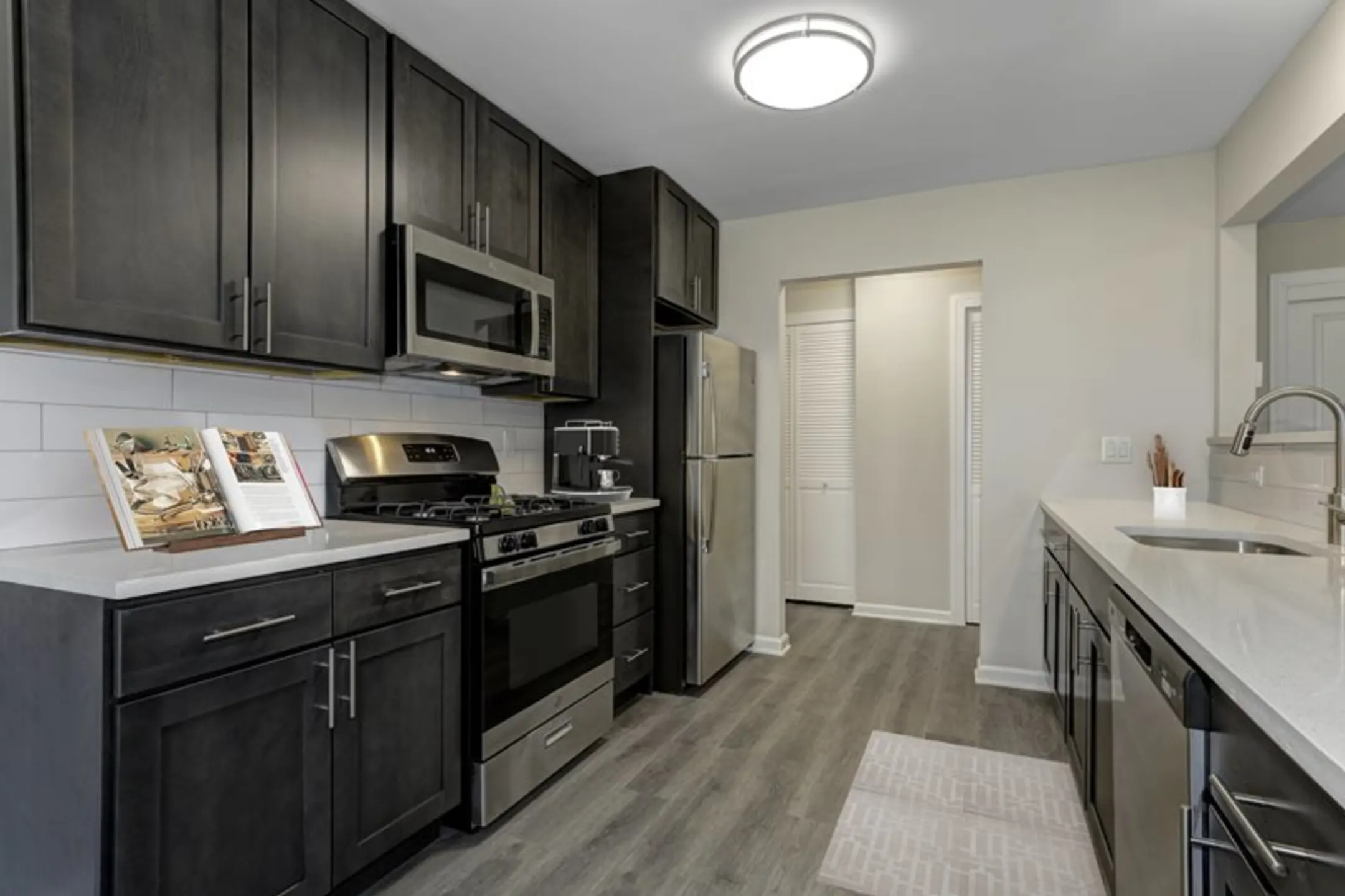 The Villas 200 Springfield Ave Springfield, NJ Apartments for Rent