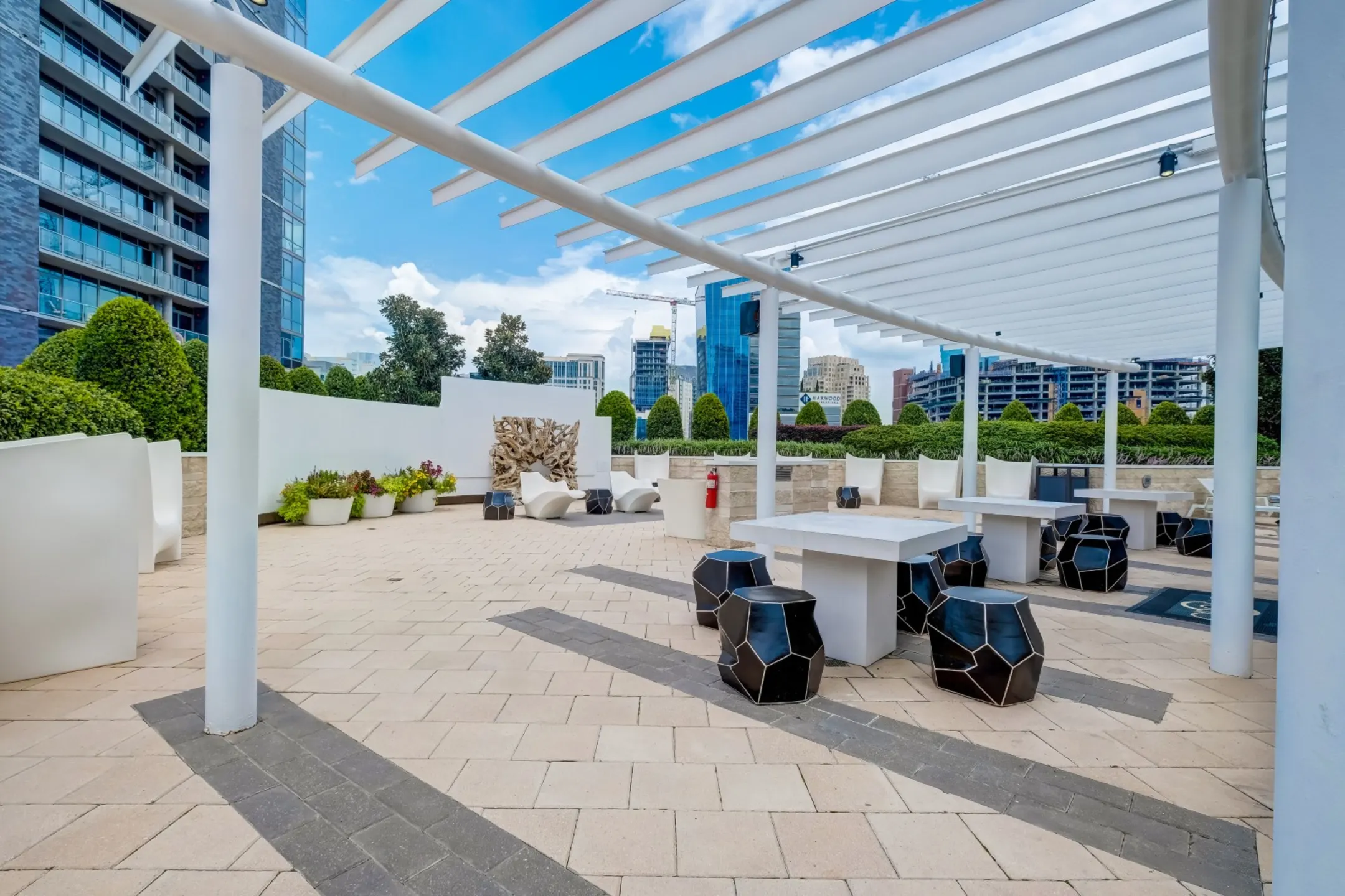 Patio / Deck - Cirque - Dallas, TX