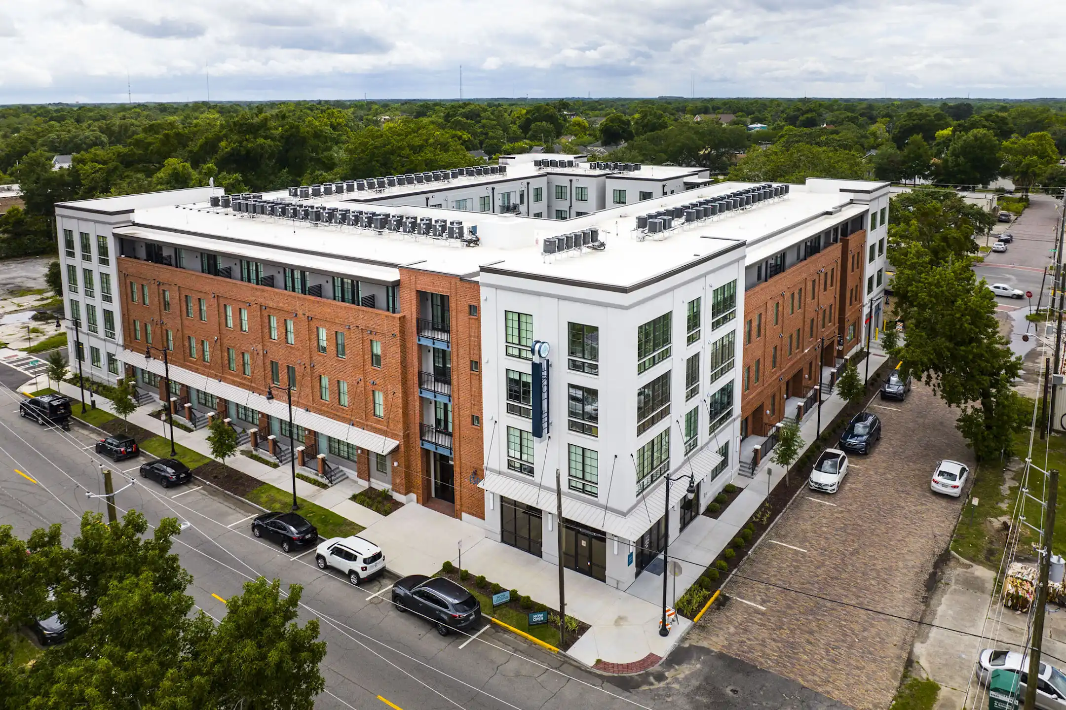 The Lowe Apartments Savannah, GA 31401