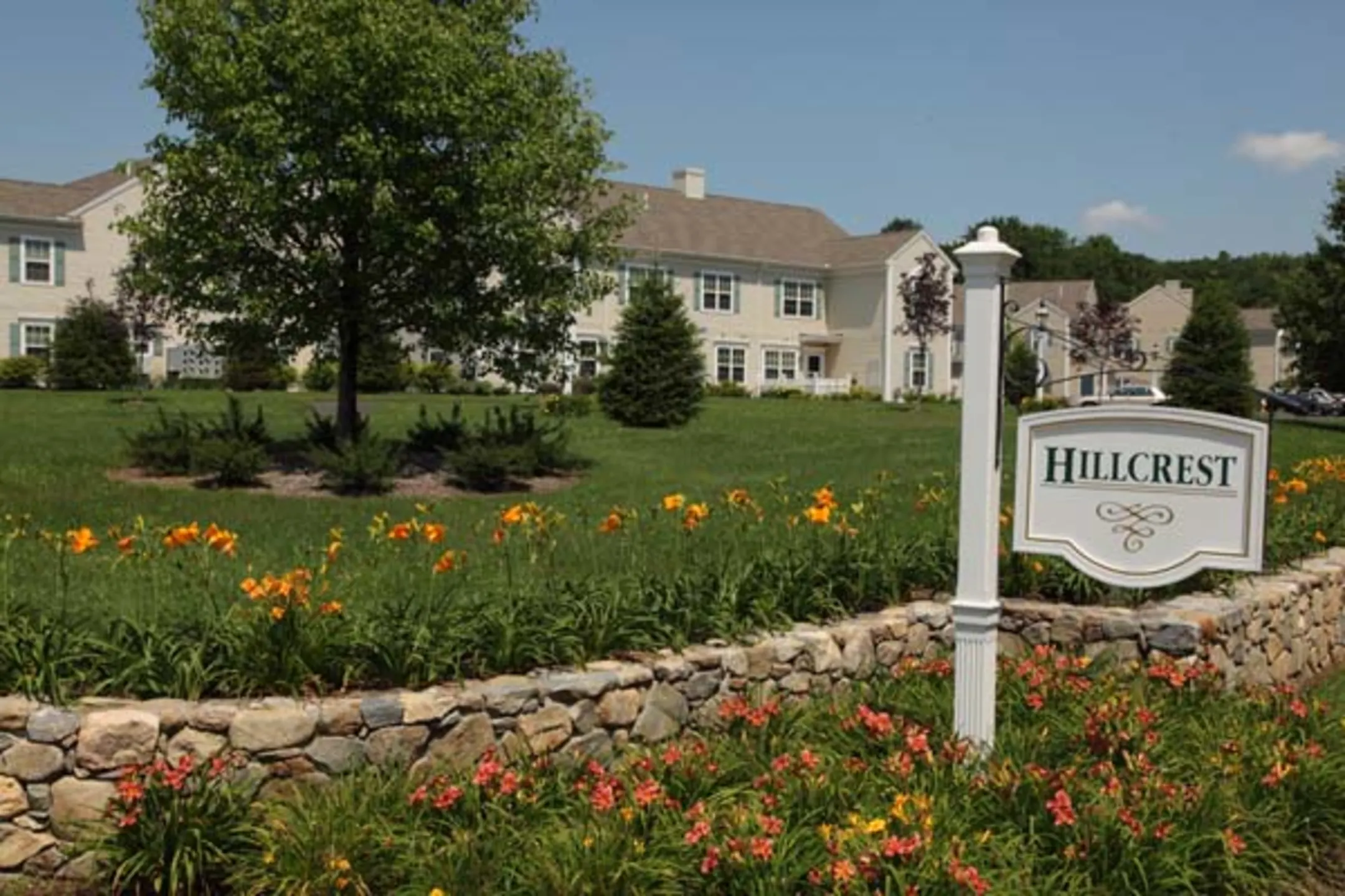Hillcrest - Senior 62+ Community - South Windsor, CT