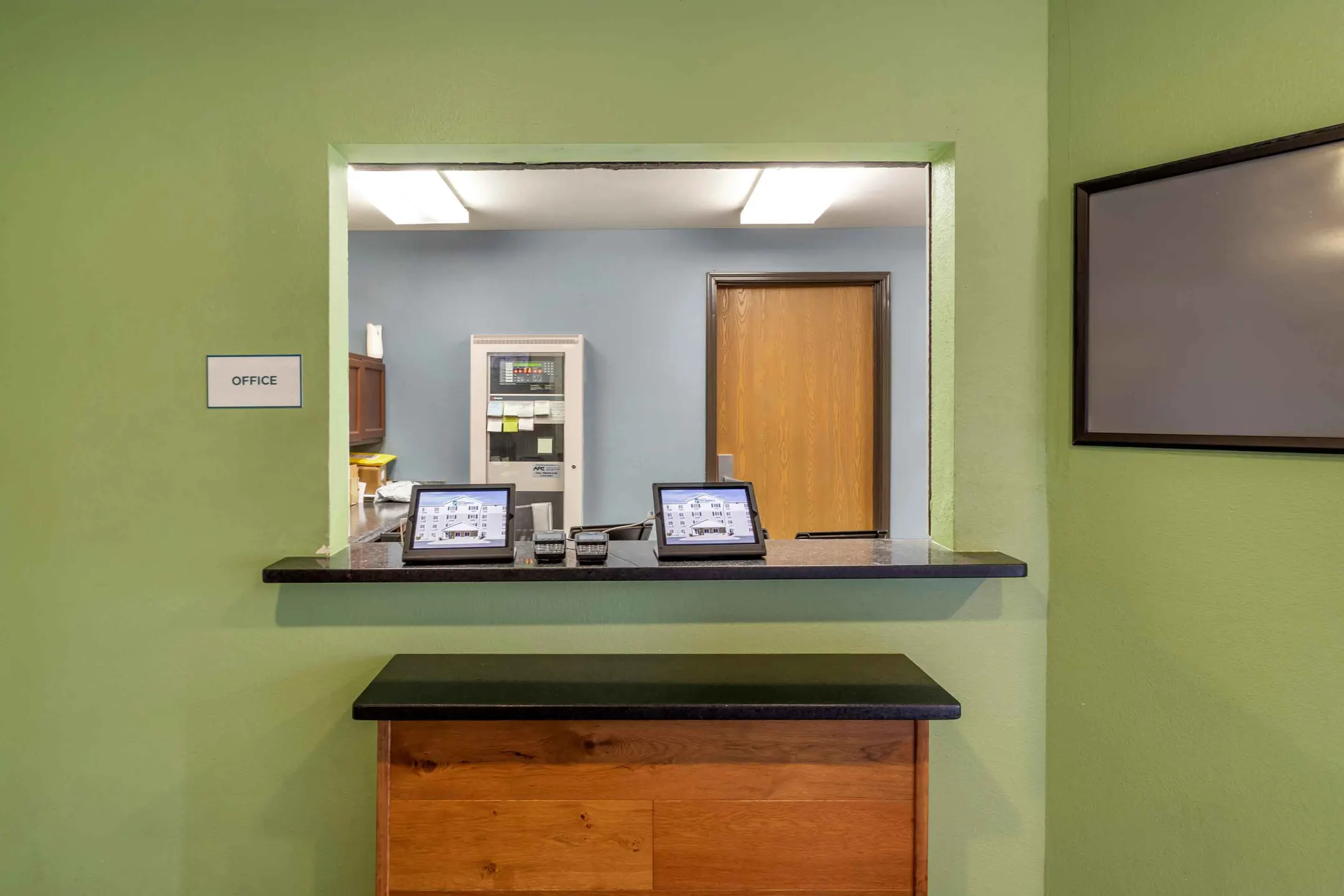 Furnished Studio Beaumont Apartments Beaumont, TX 77705