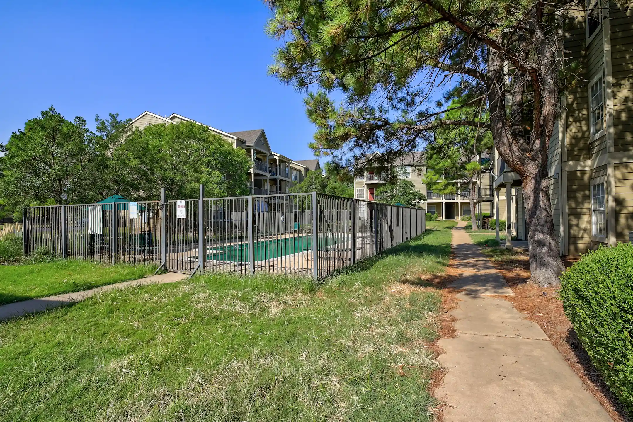 Steeplechase Apartments Coweta, OK 74429