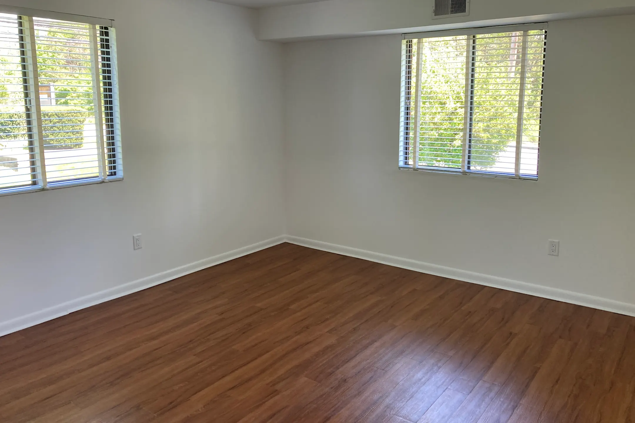 Bridgewater Apartments Apartments Brookhaven, PA 19015