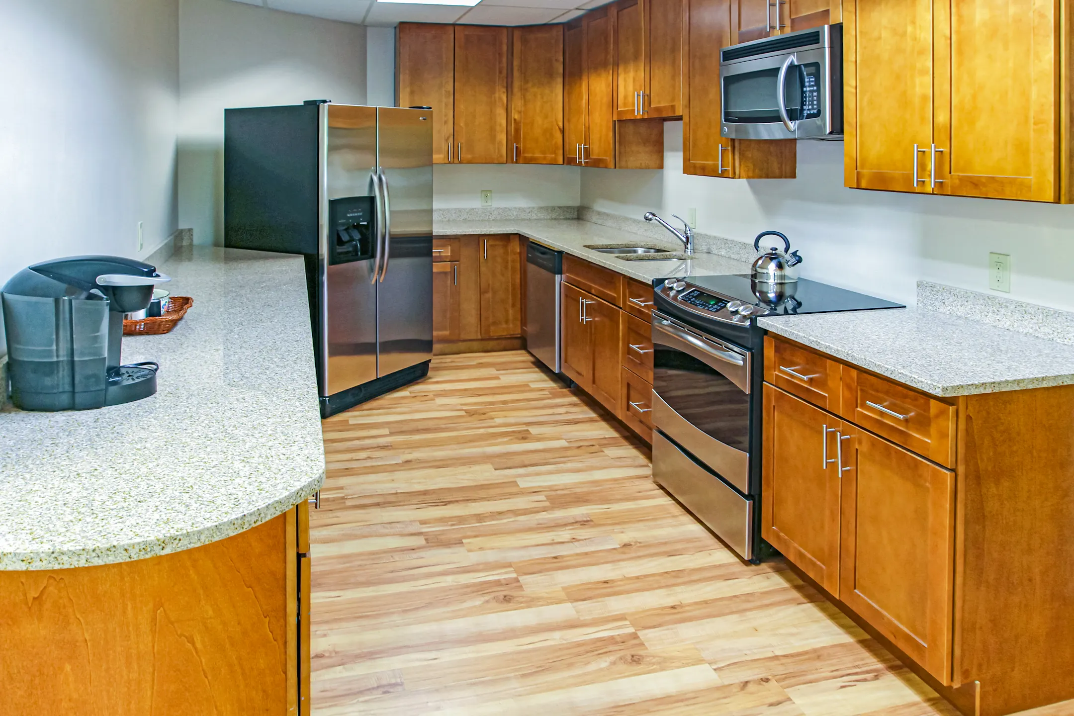 The Spinney At Pond View 2500 Pond View Castleton On Hudson, NY