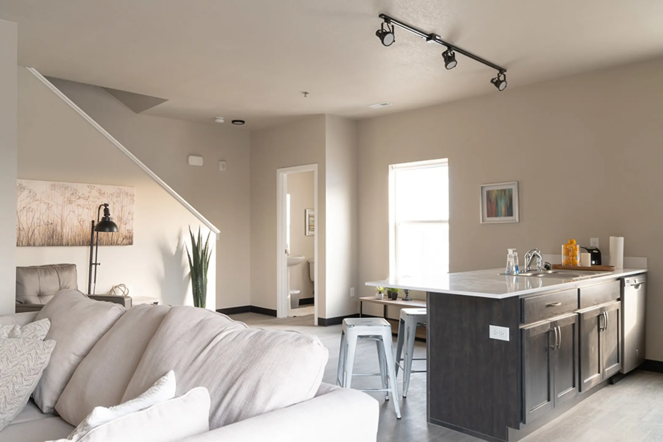 Bedroom - Meadowbrook Apartments - Hudson, IA