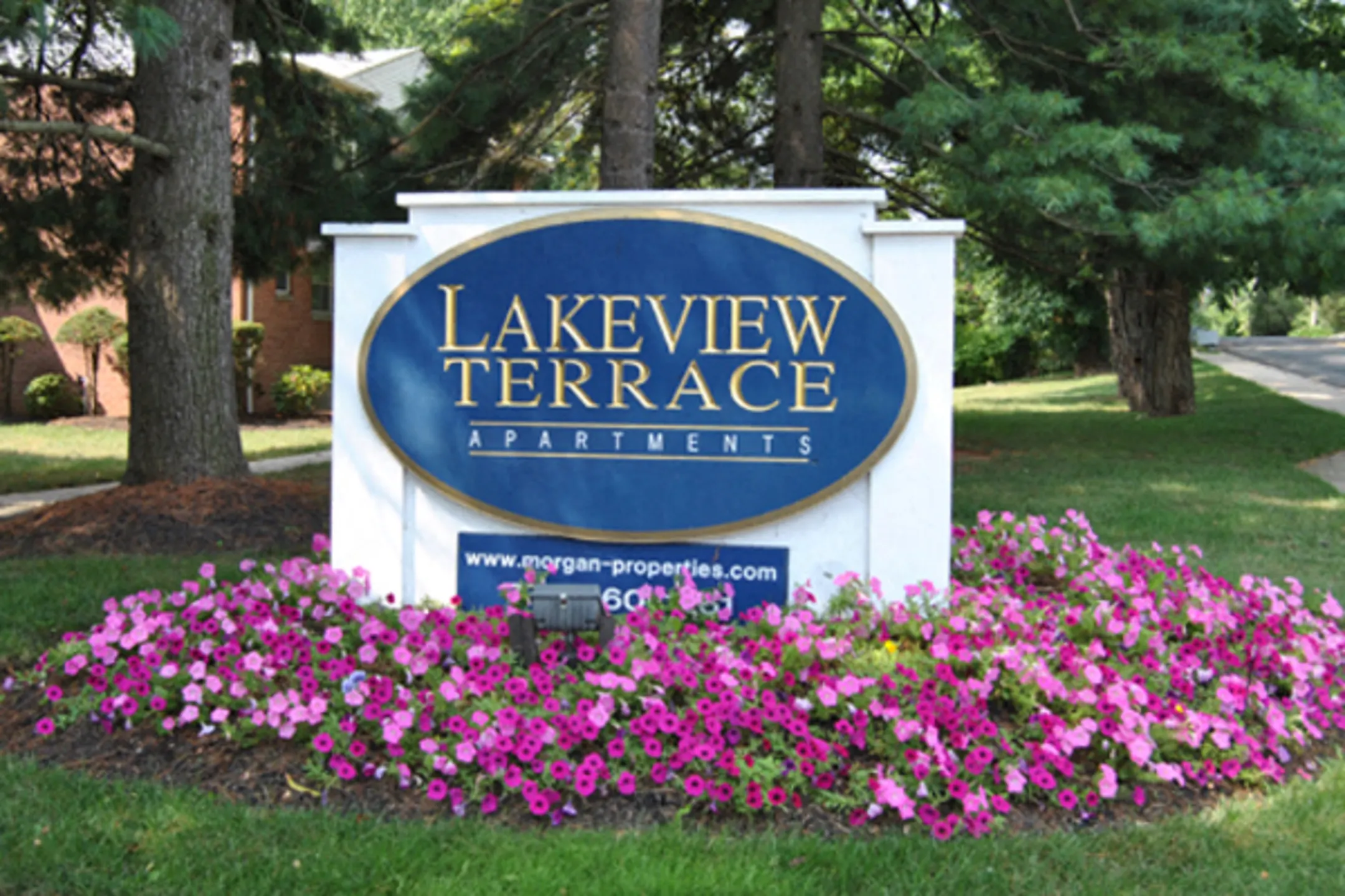 Community Signage - Lakeview Terrace - Eatontown, NJ