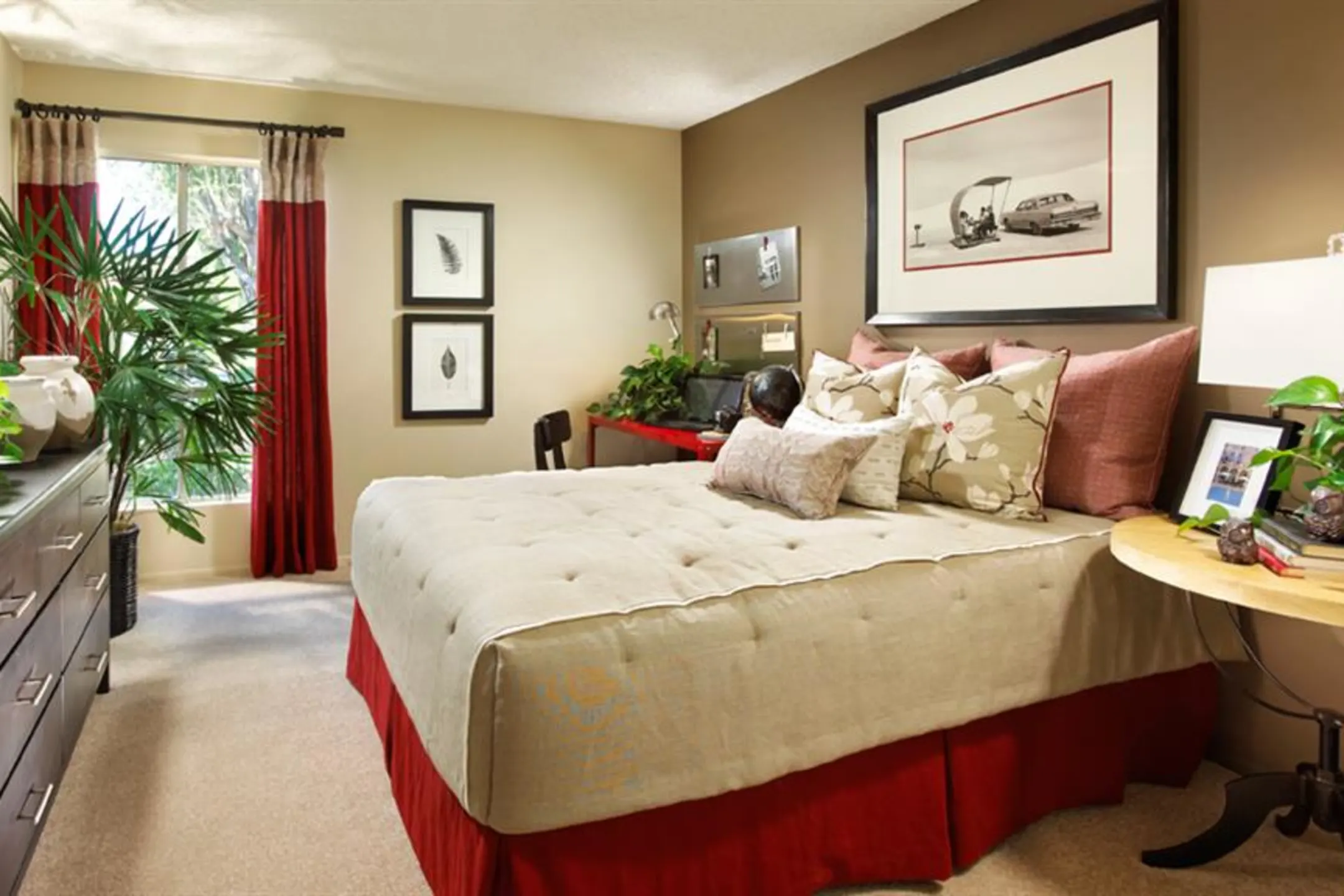 Bedroom - Crystal Springs - Fountain Valley, CA