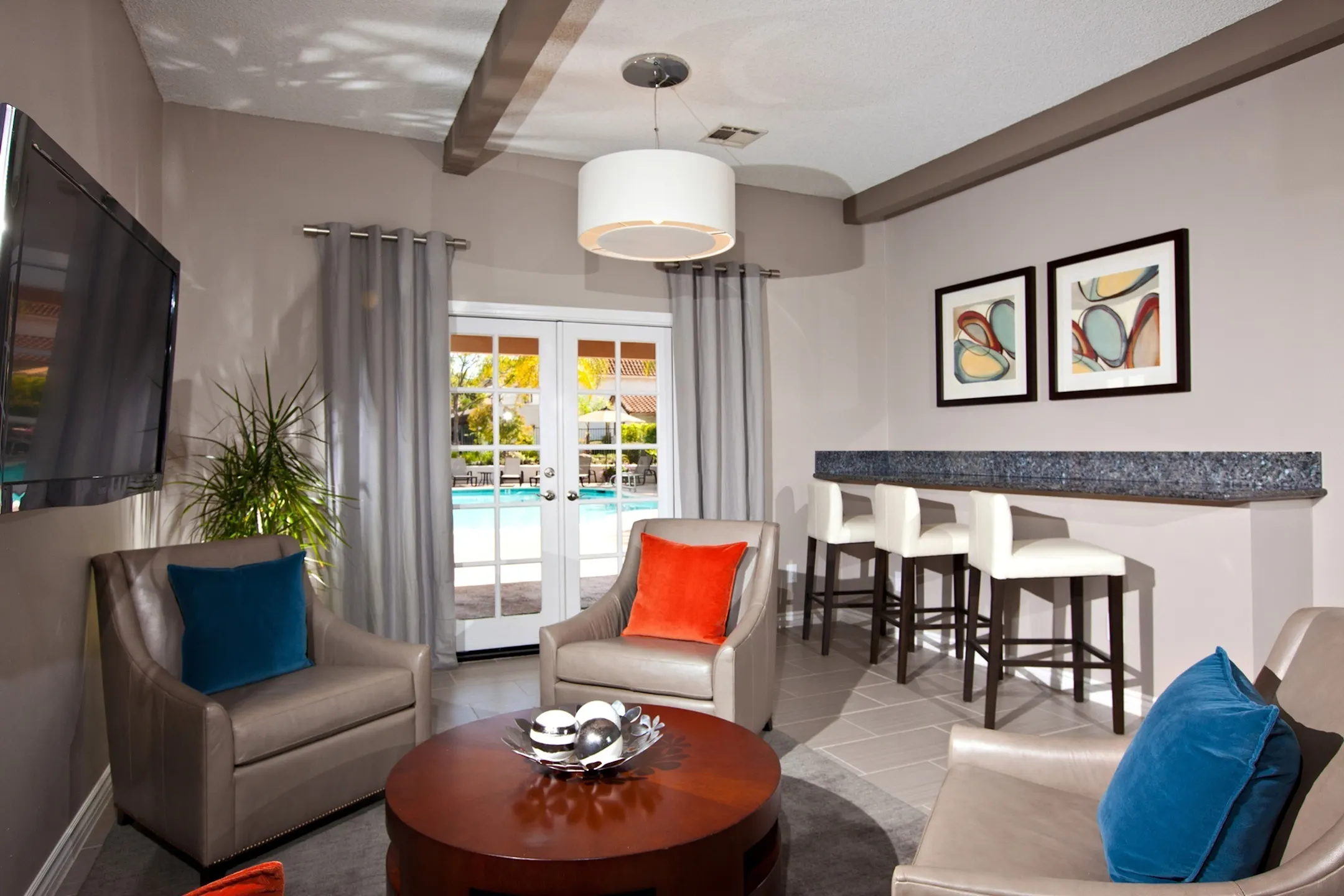 Living Room - Casa La Mesa - La Mesa, CA