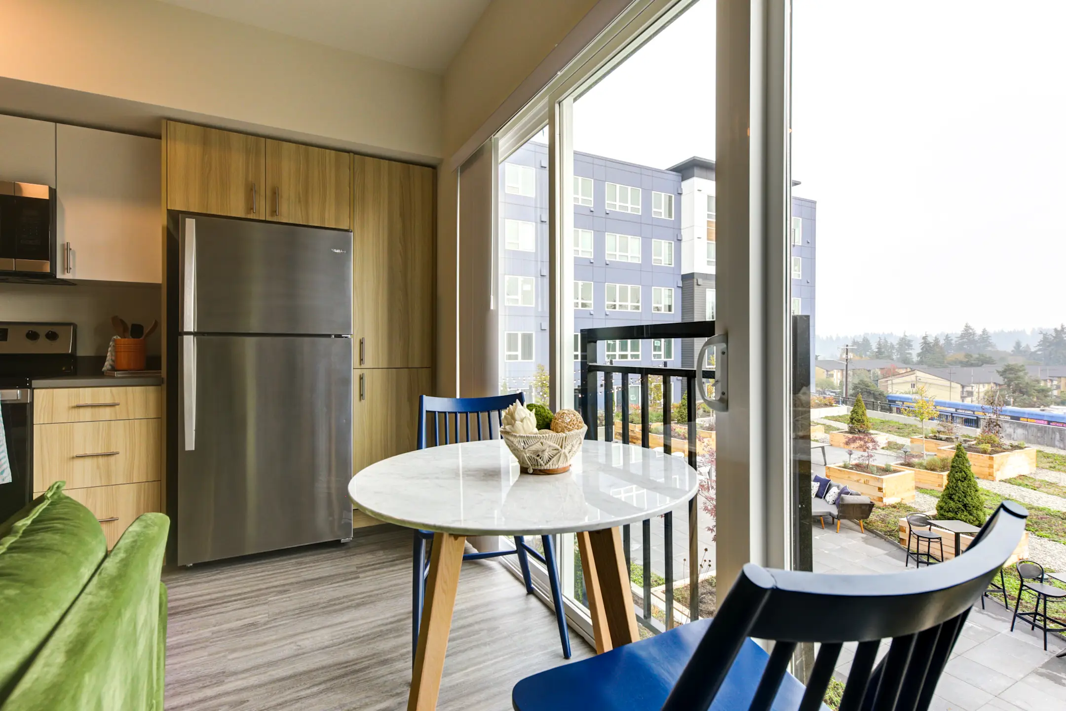 Hazel Apartments Edmonds, WA 98026