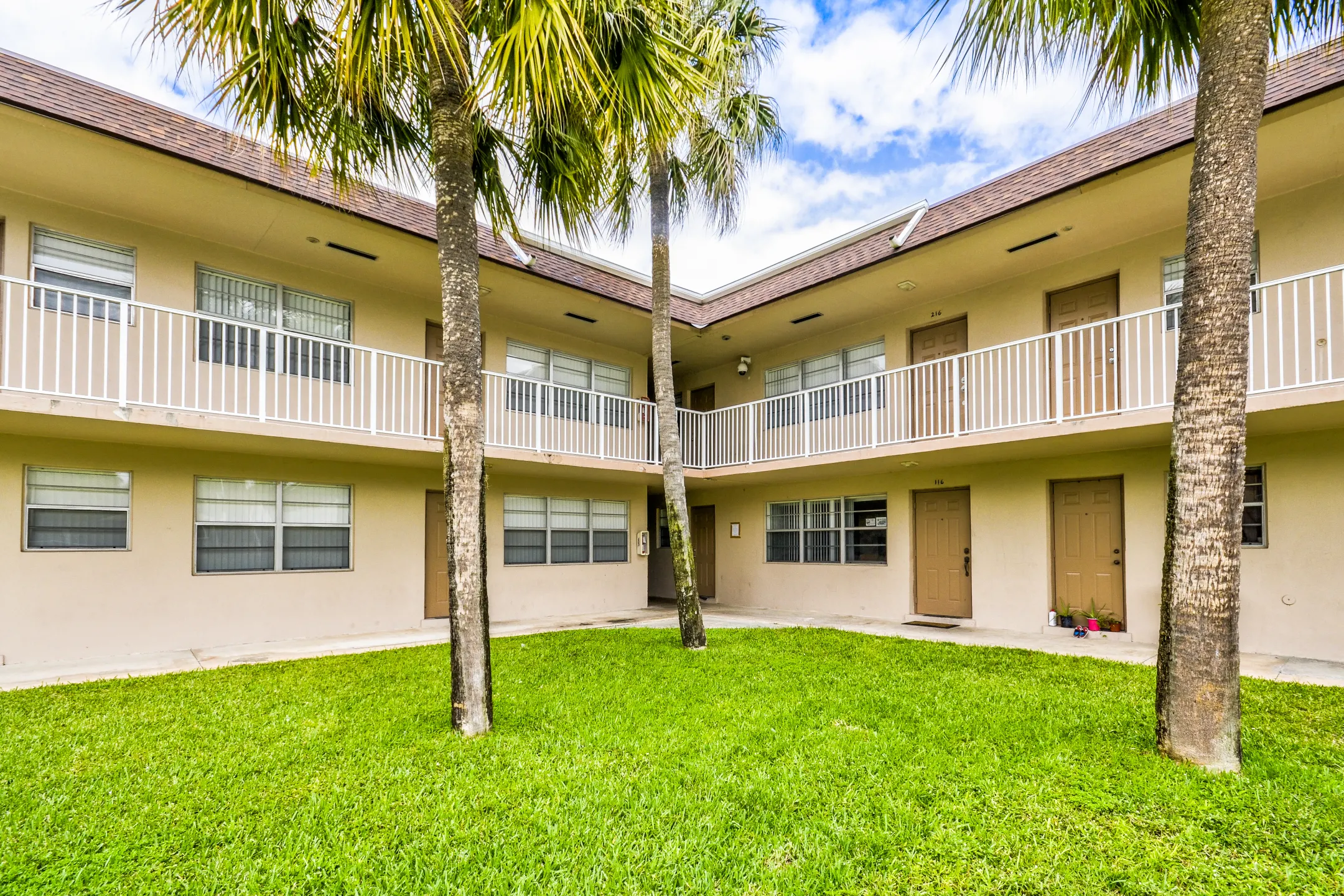 The Bicycle Club Apartments - Boca Raton, FL 33432