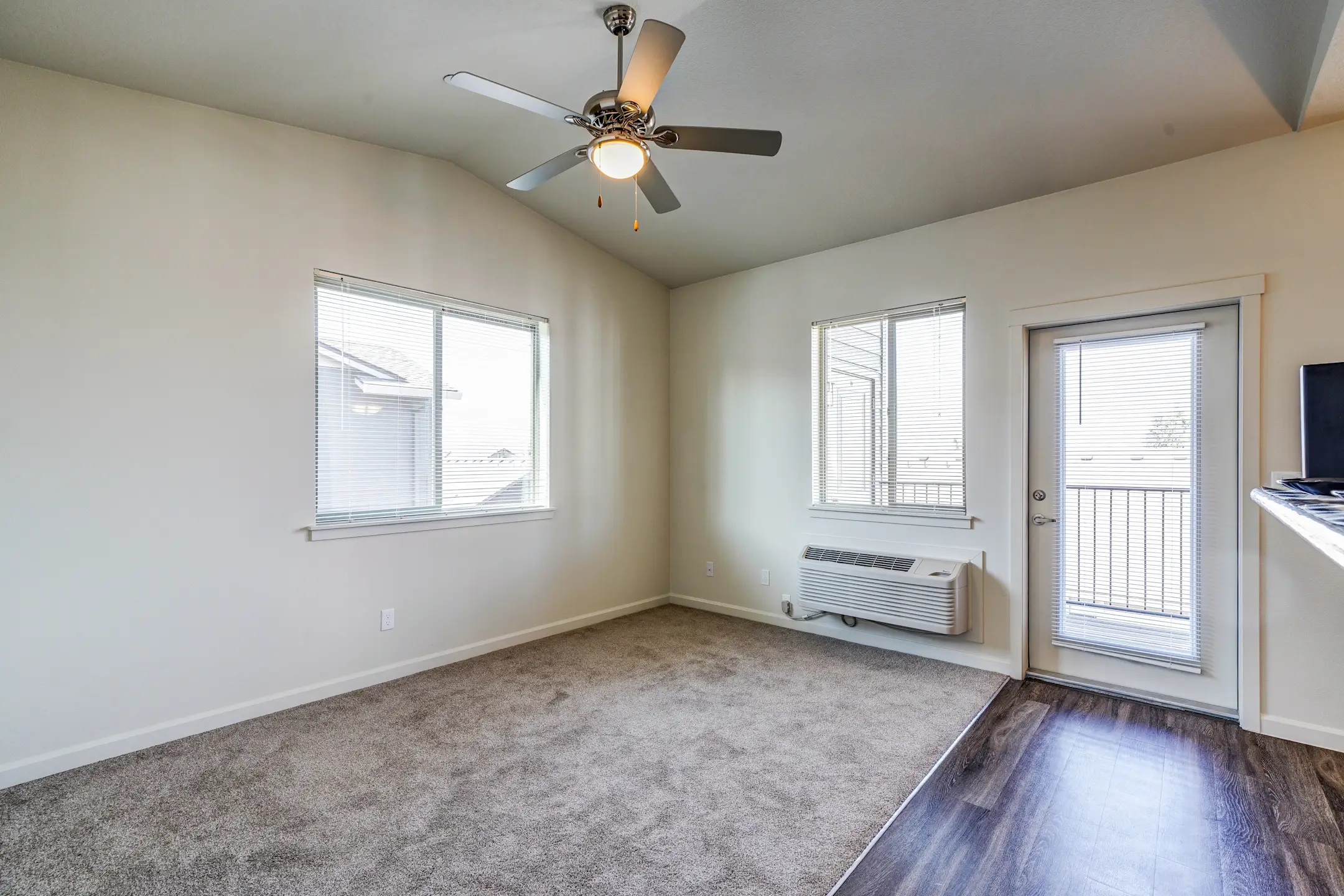 Stoneplace Apartments Apartments Molalla, OR 97038