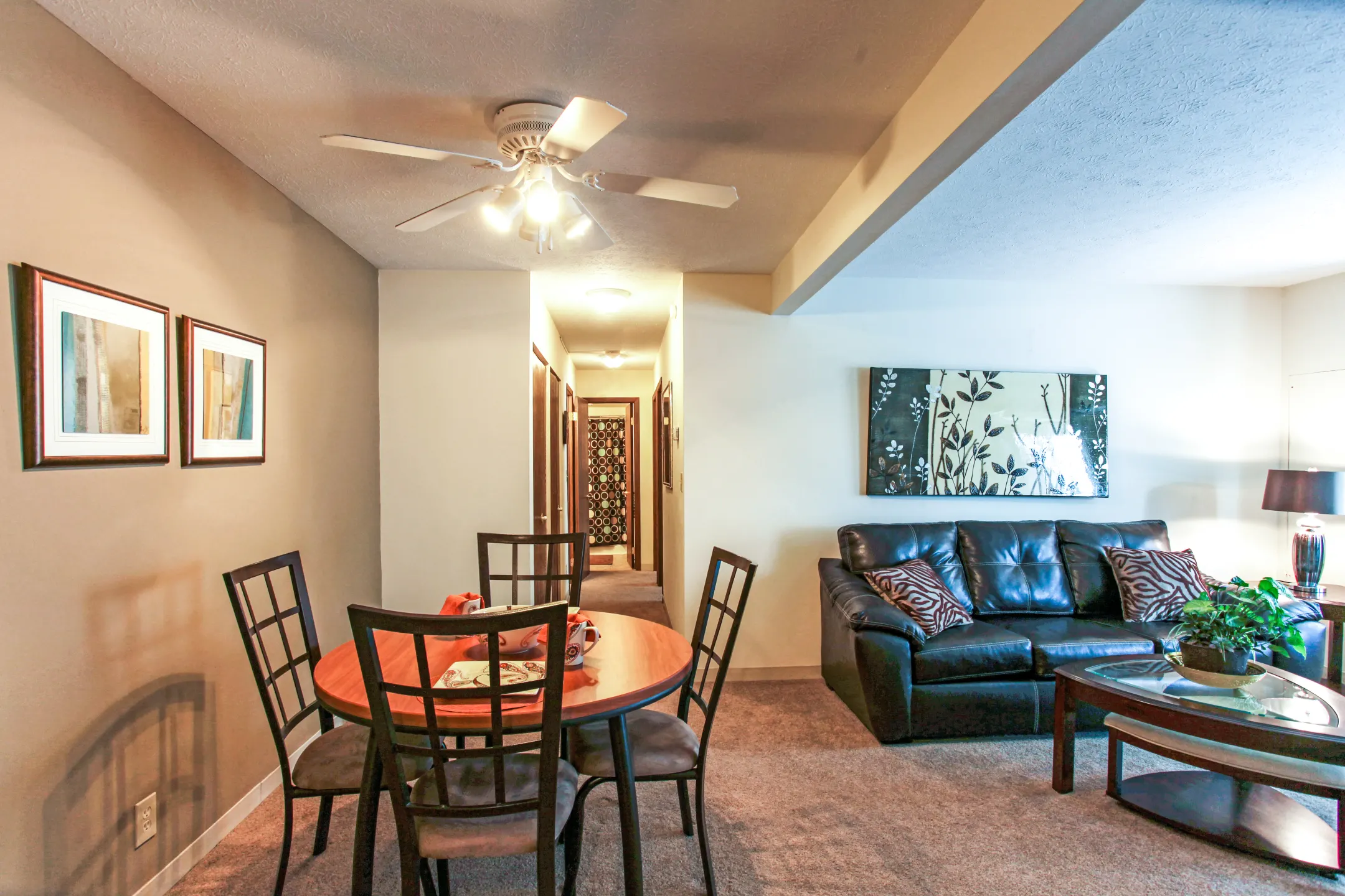 Dining Room - Bay Club Apartments - Willowick, OH