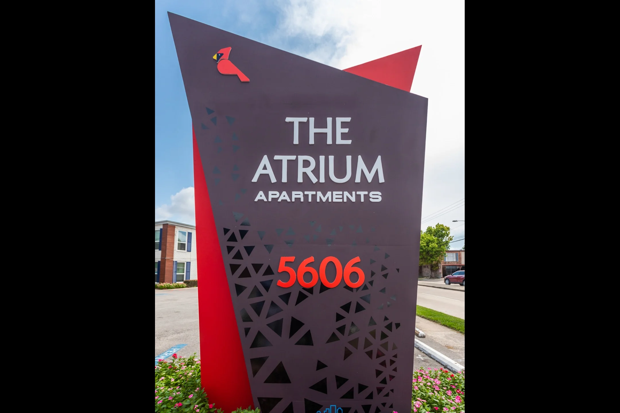 Community Signage - The Atrium at 5606 - Houston, TX