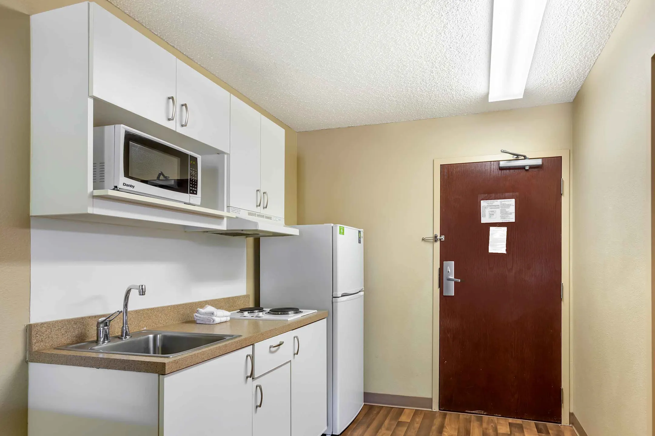 Kitchen - Furnished Studio - Boise - Airport - Boise, ID