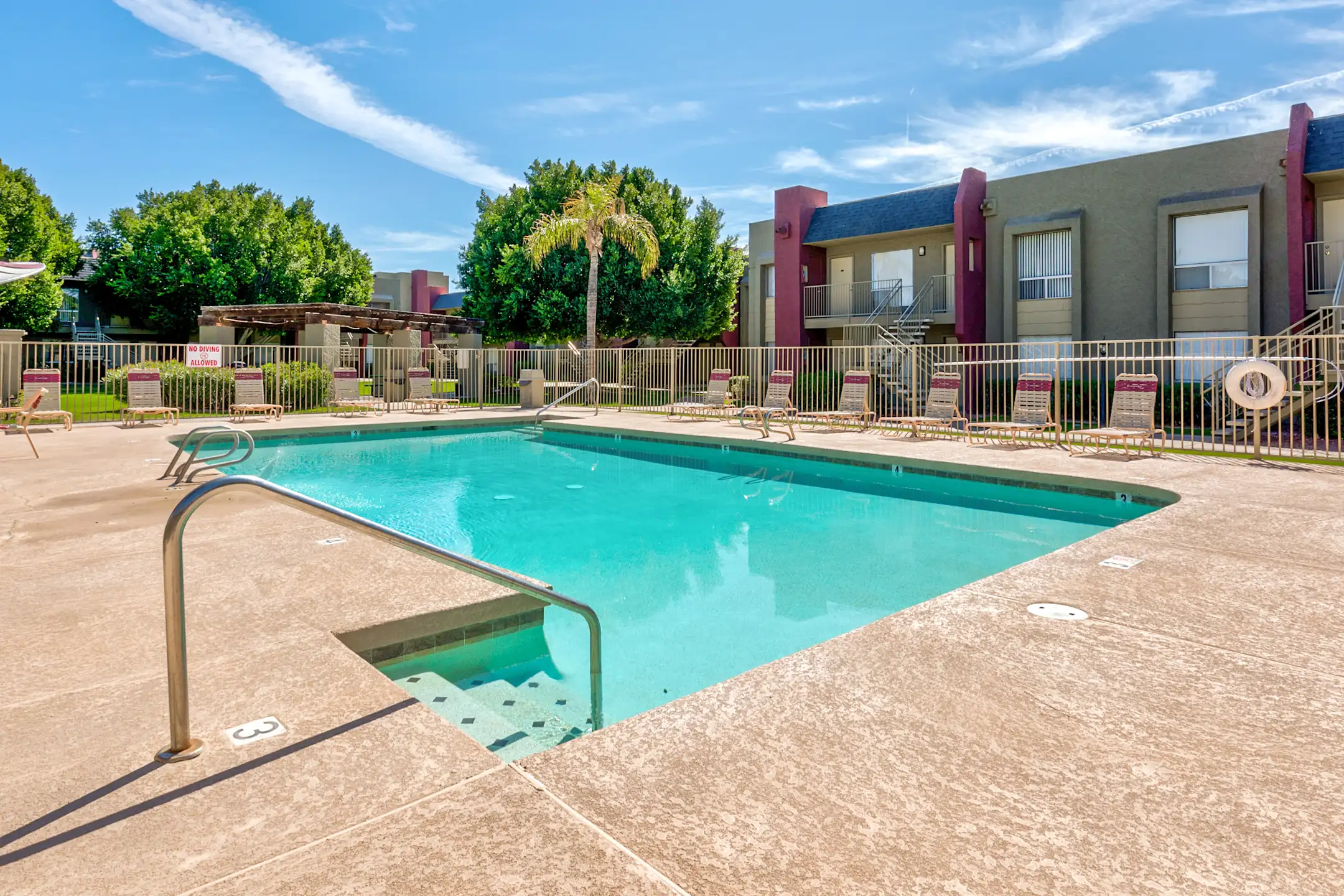 Eastridge Apartments 1522 E Southern Ave Tempe, AZ Apartments for