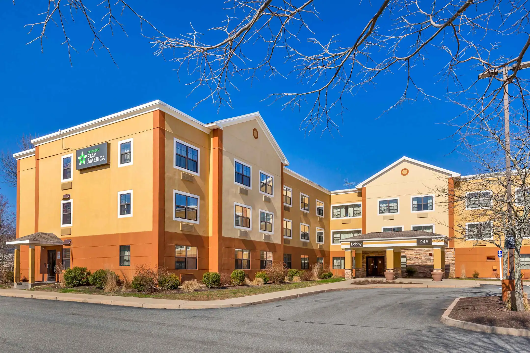 Furnished Studio Providence Warwick Apartments Warwick, RI 02886