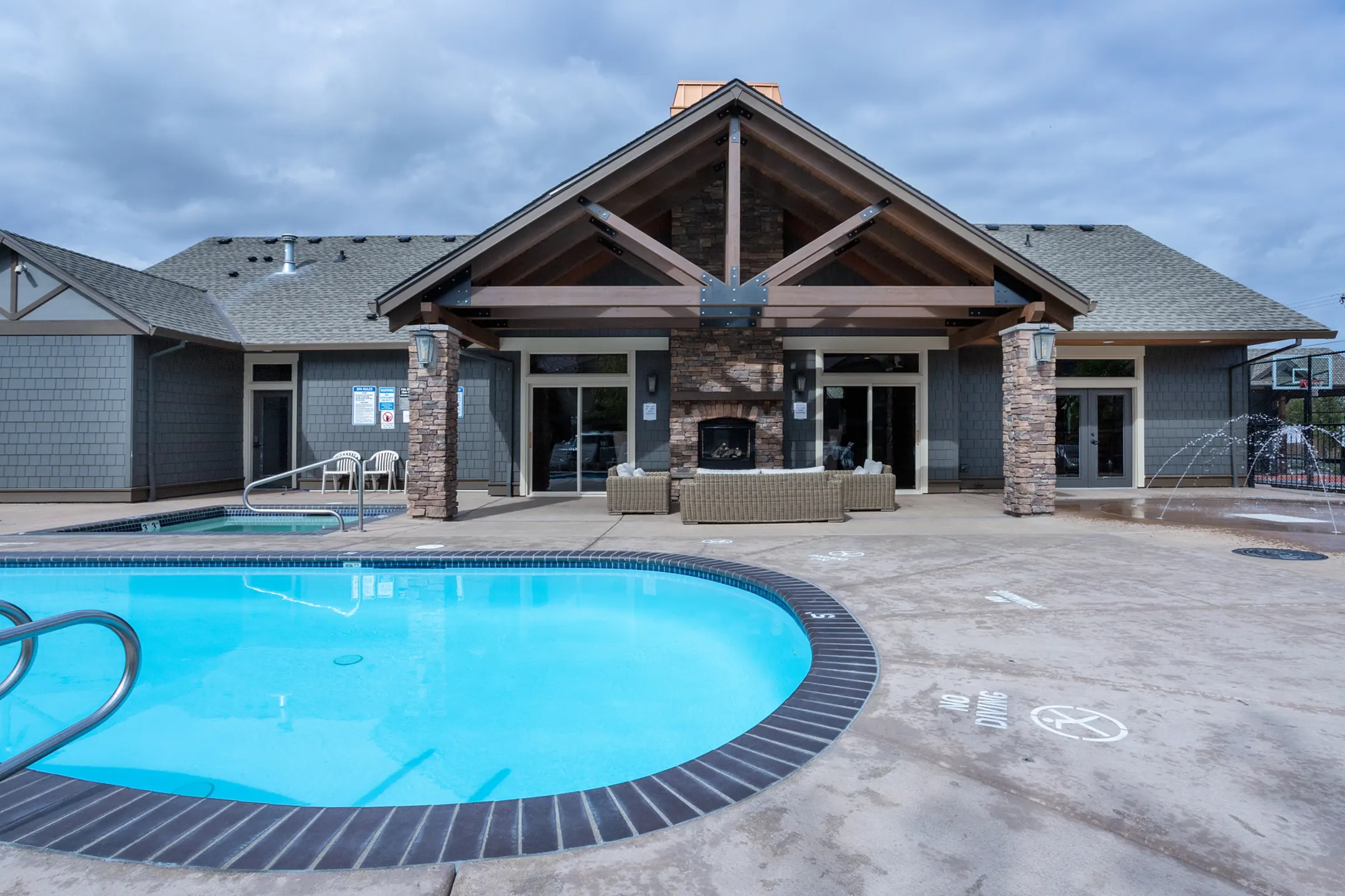 Stoneplace Apartments Apartments Molalla, OR 97038