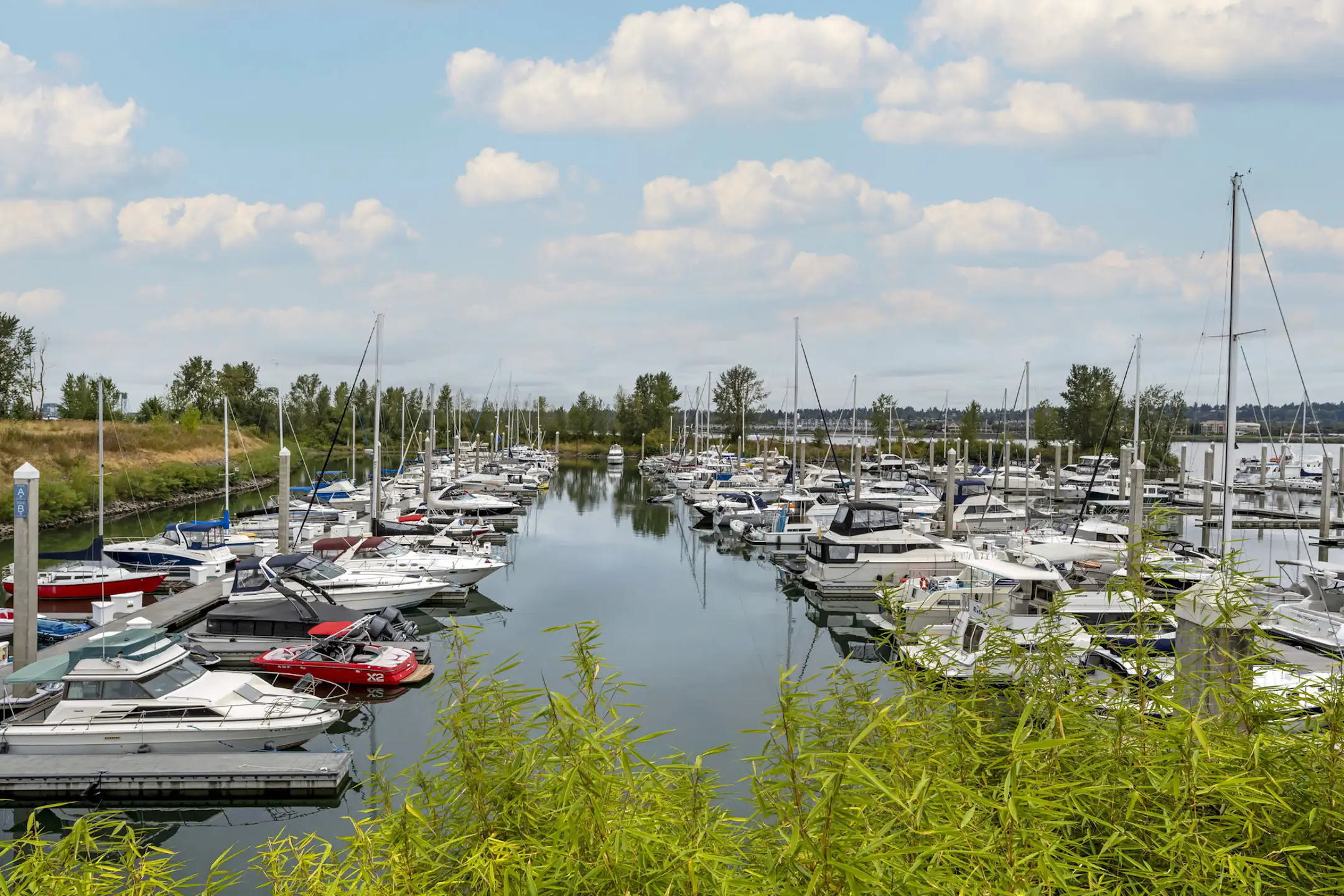 Yacht Harbor Club - Portland, OR