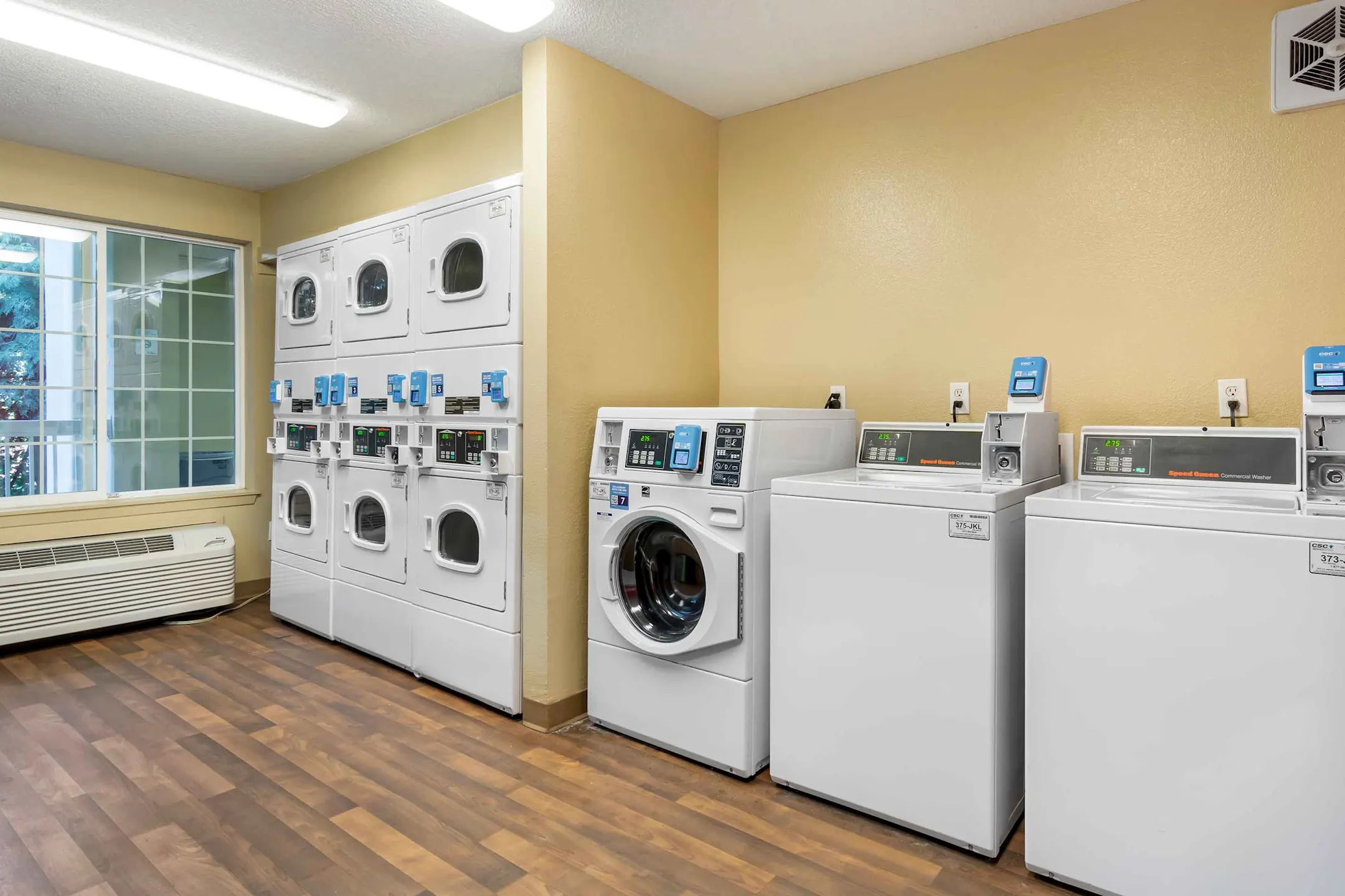 Furnished Studio Seattle Southcenter 15635 West Valley Hwy