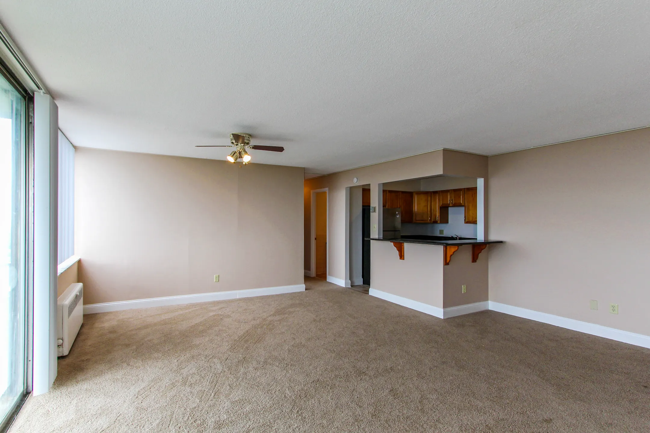 Lake Park Towers Apartments