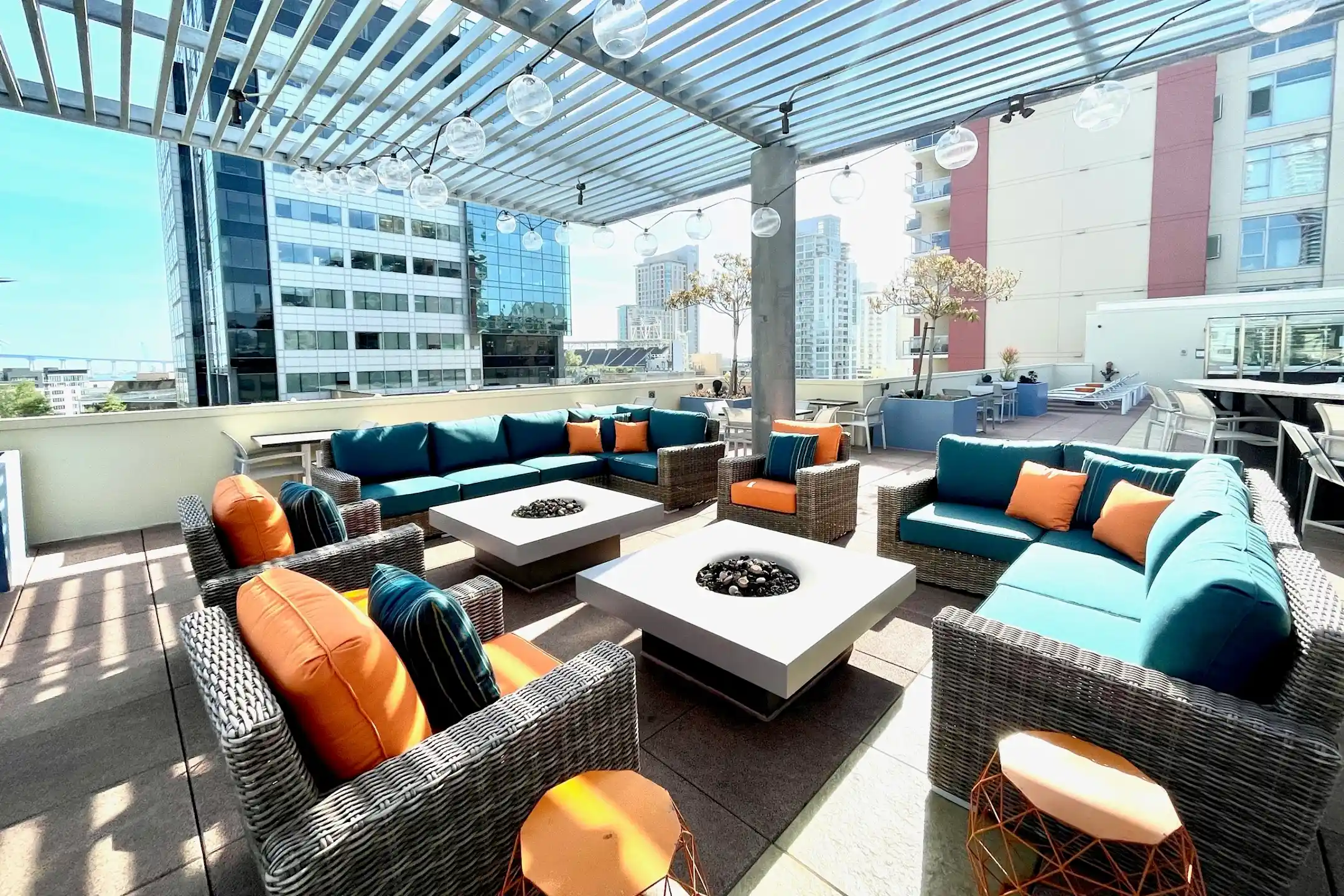 Urbana Apartments San Diego, CA 92101