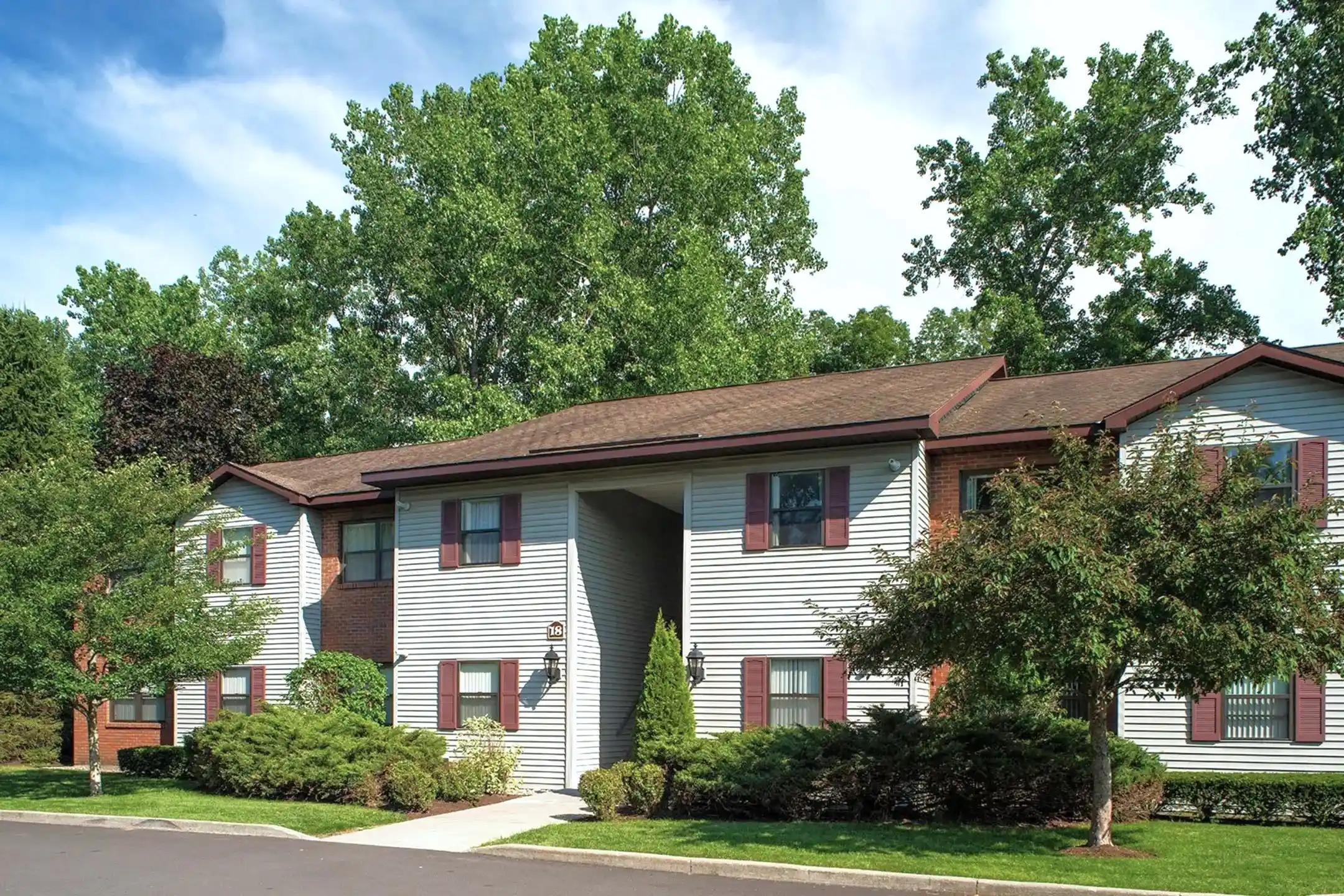 Fairwood Apartments 9 Winding Brook Drive Guilderland, NY for Rent