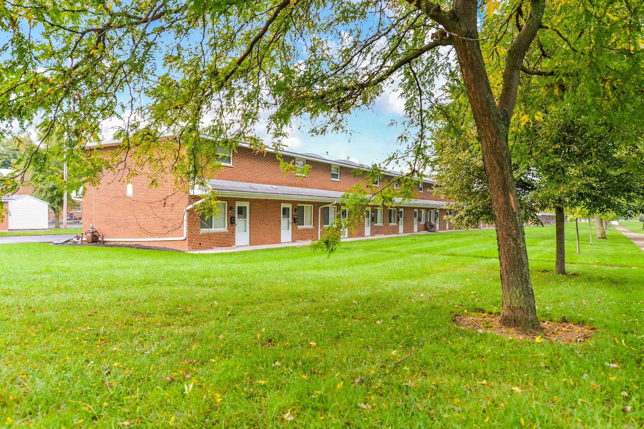 Northridge Apartments 4865 Ridgewood Rd E Springfield, OH Townhomes