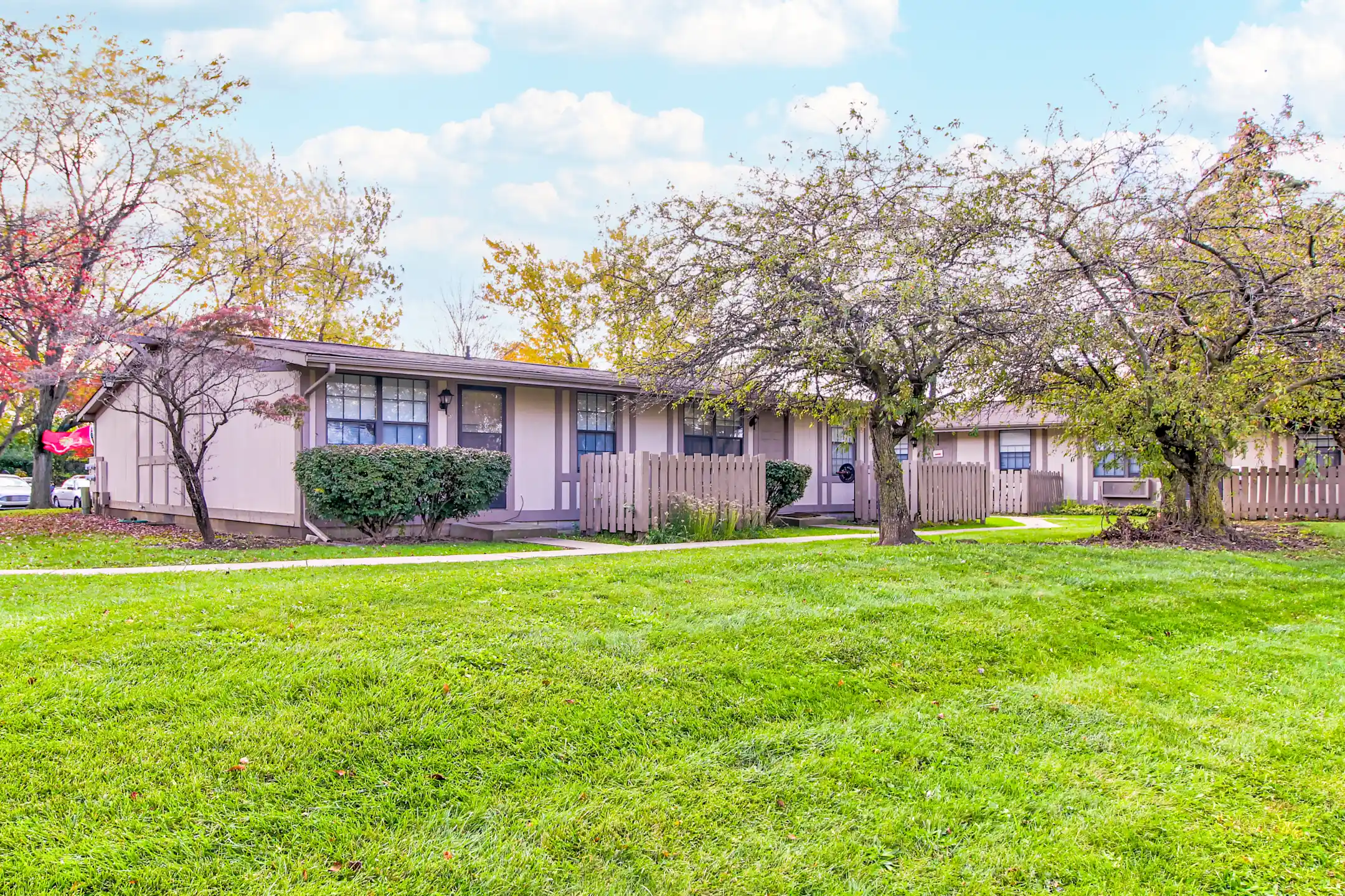 Ivywood Apartments Apartments Bowling Green, OH 43402