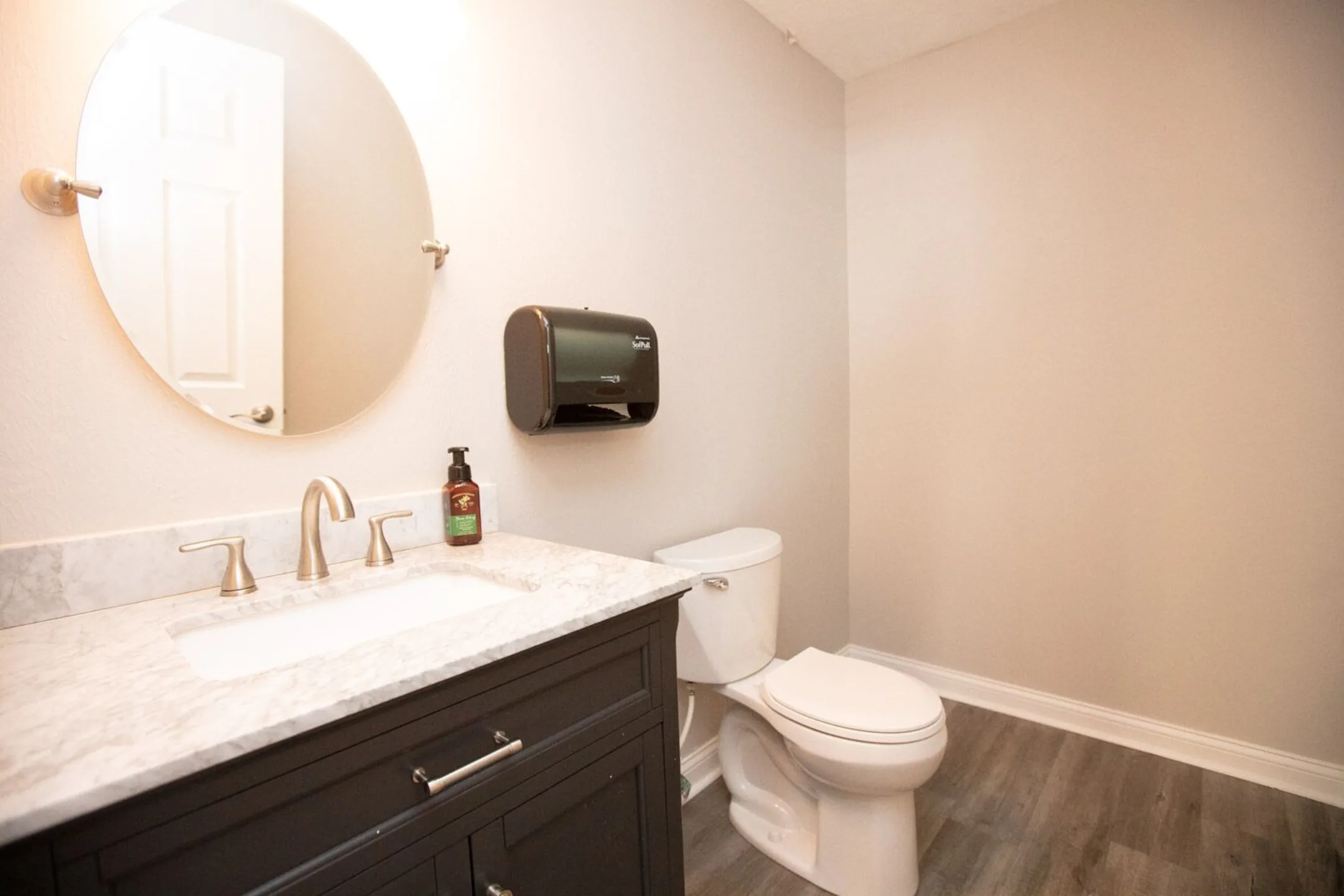 Bathroom - Boulder Creek Apartment Homes - Toledo, OH