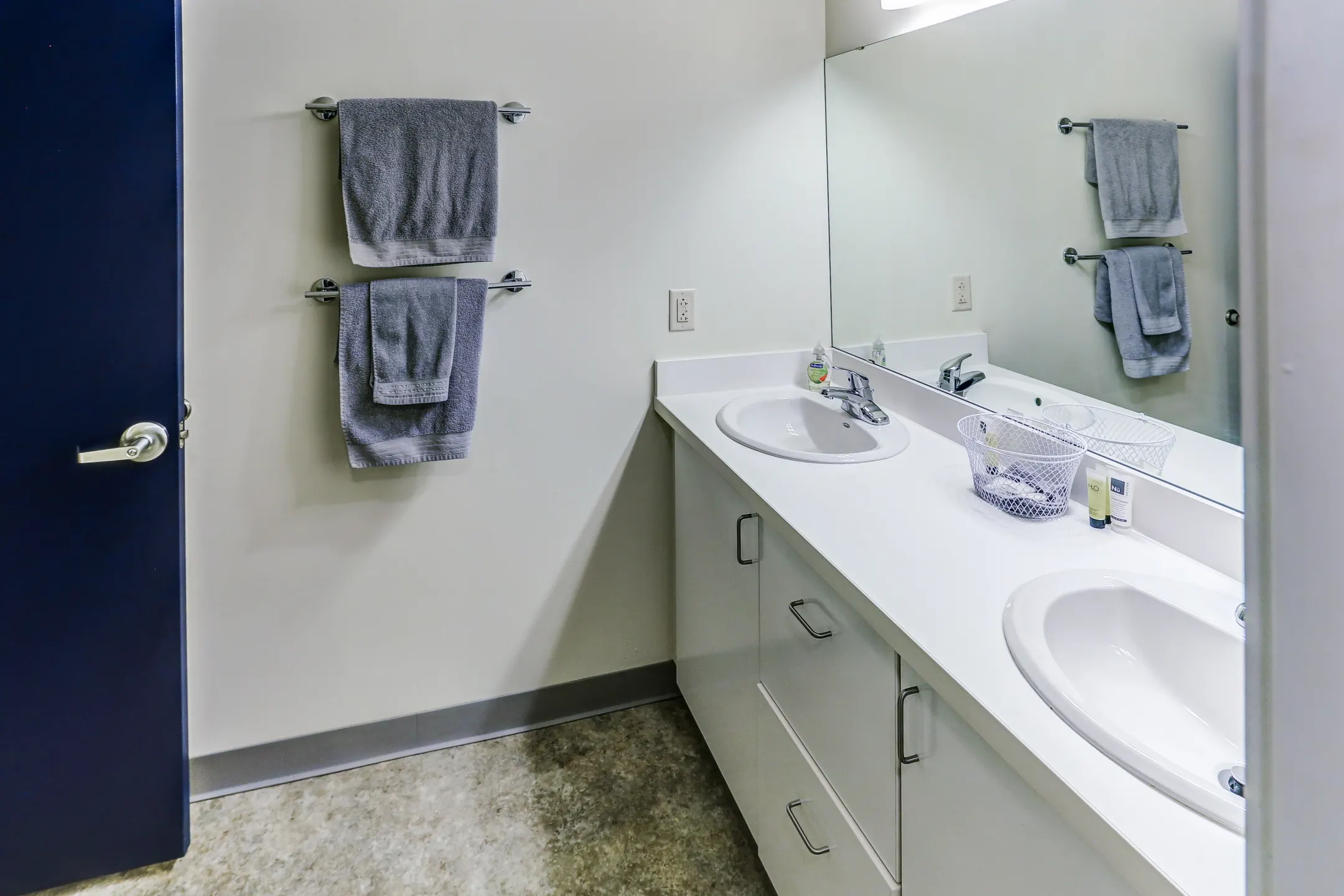 Bathroom - Copper Beech Commons - Per Bed Lease - Syracuse, NY