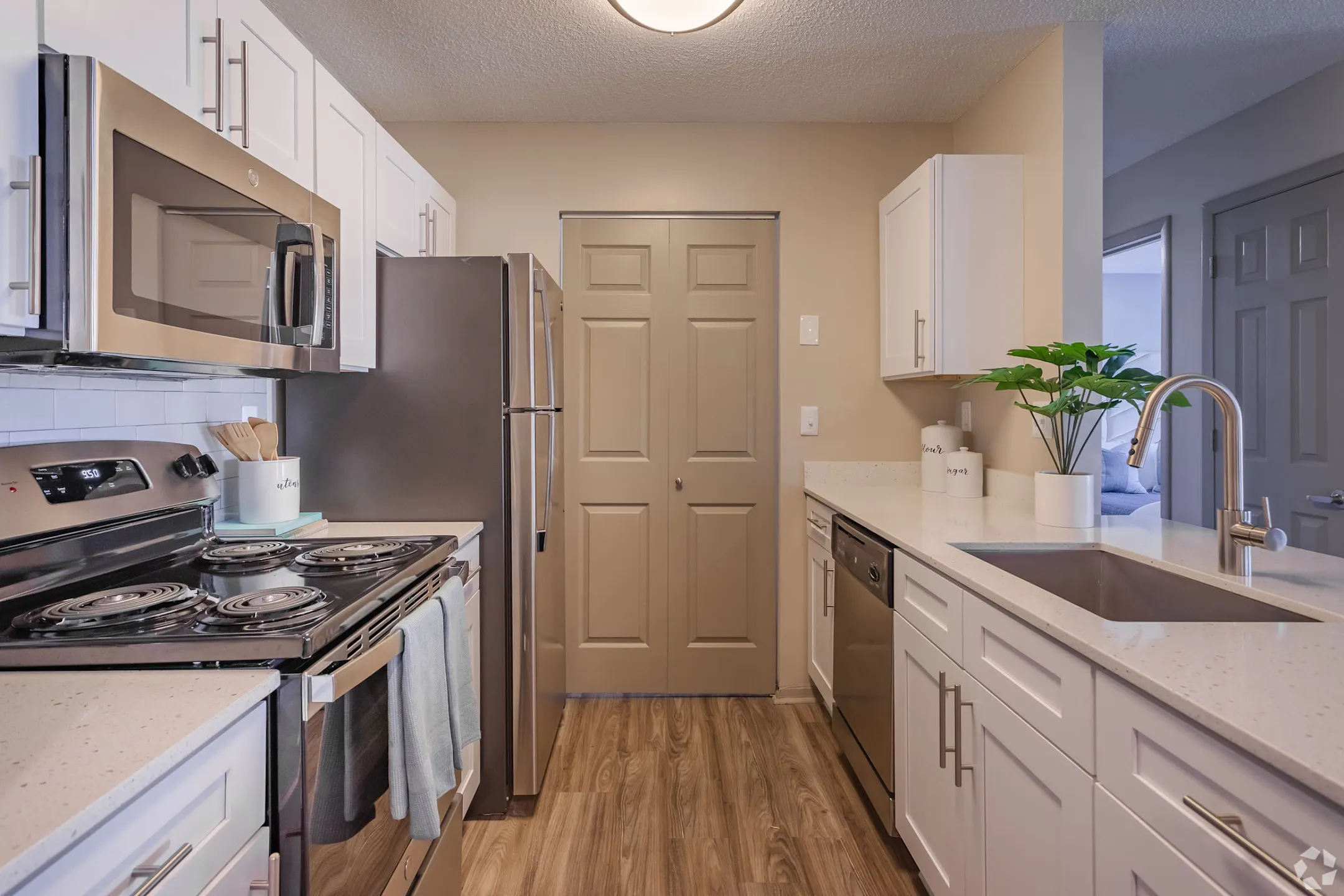 The Cooper Apartments Mount Pleasant, SC 29464