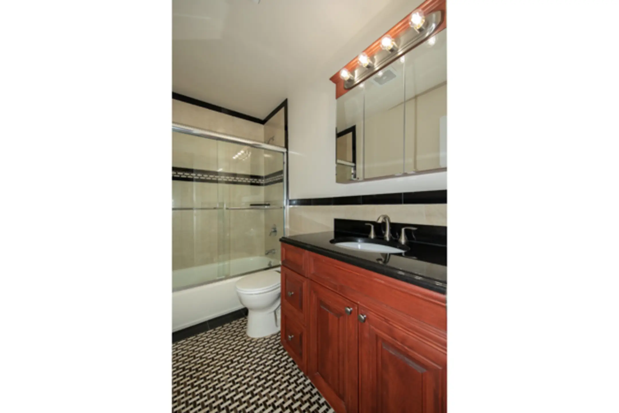 Fairfield Estates At Bohemia Apartments Bohemia, NY 11716