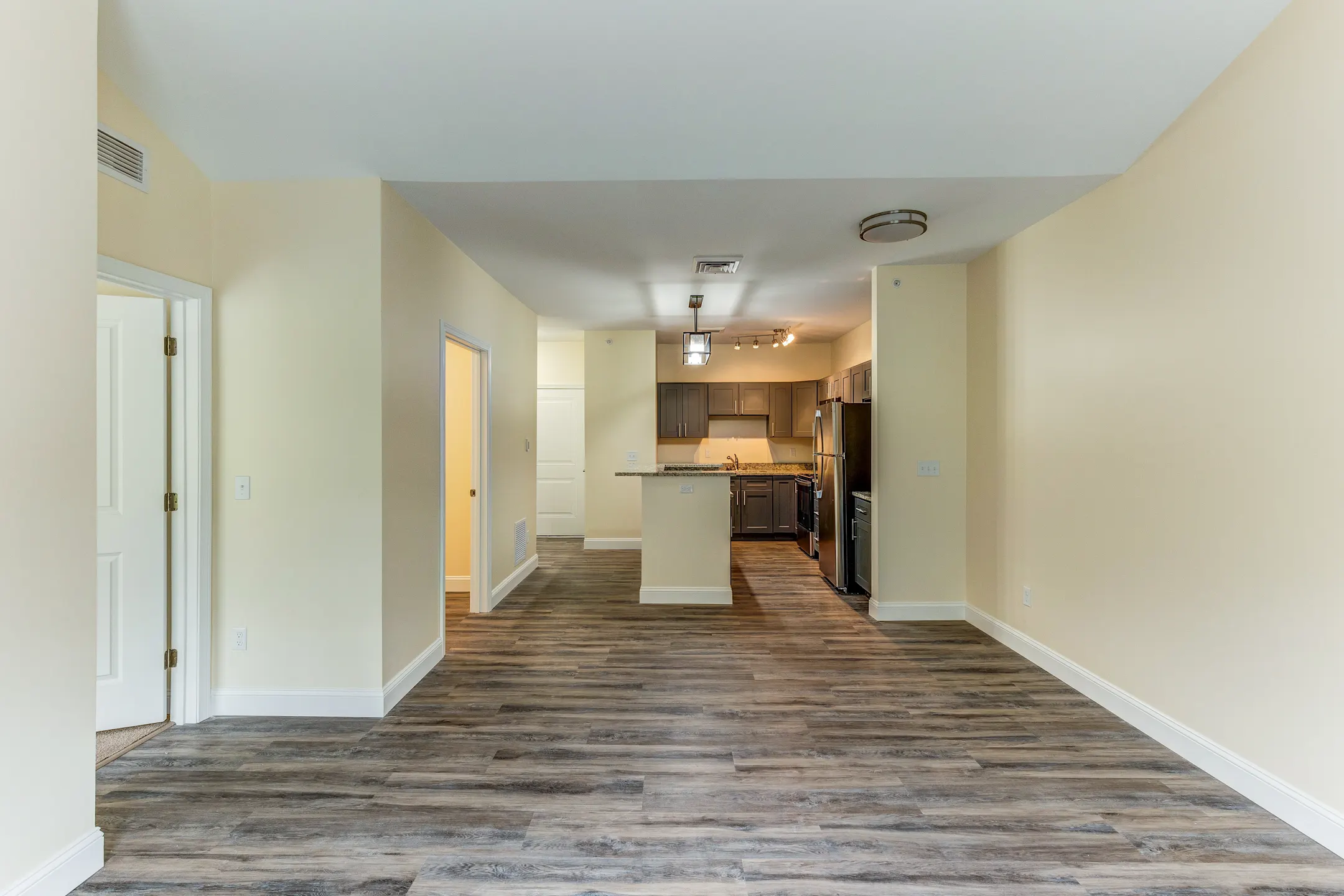 Merrimack 360 Apartments Merrimack, NH 03054