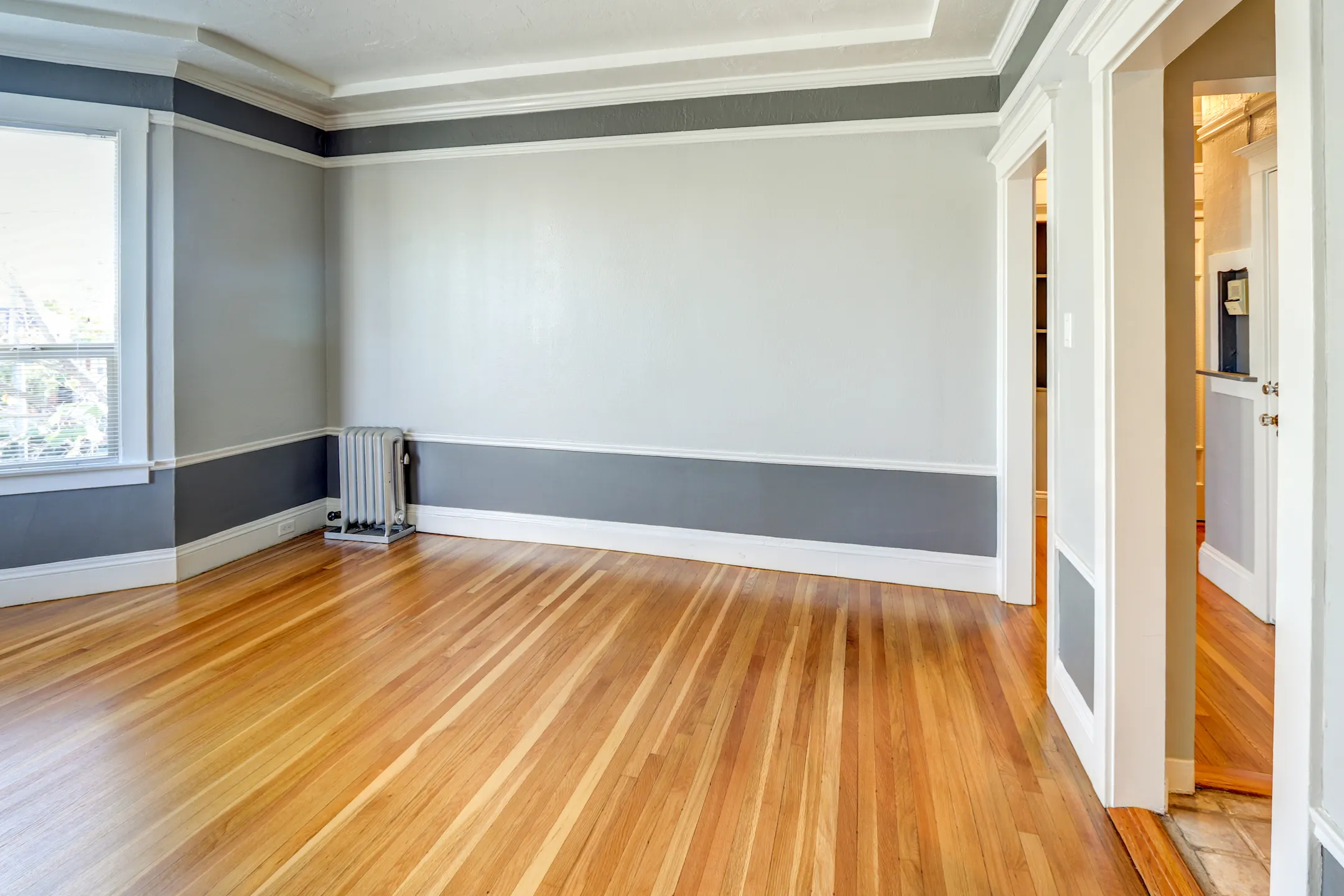 Living Room - Magland Arms Apartments - San Francisco, CA