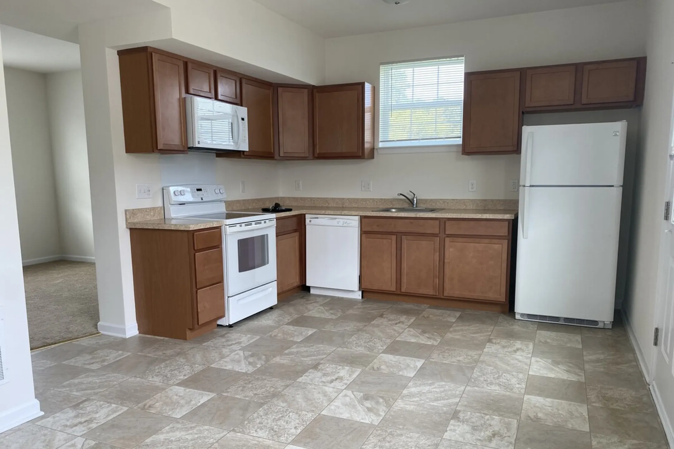 Watergate Townhomes 6375 Tabard Dr Milford, DE Townhomes for Rent