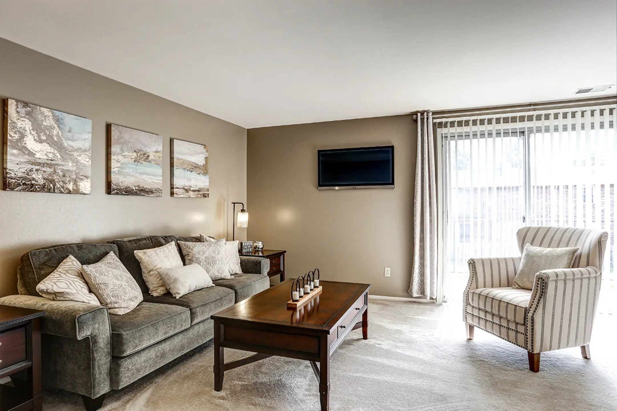 Archer's Pointe Apartments of Fort Wayne 262 W Washington Center Rd