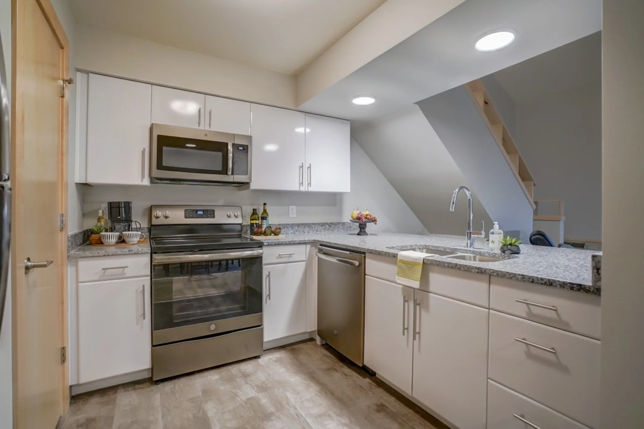Kitchen - Cherry Tree Crossing - Madison, WI