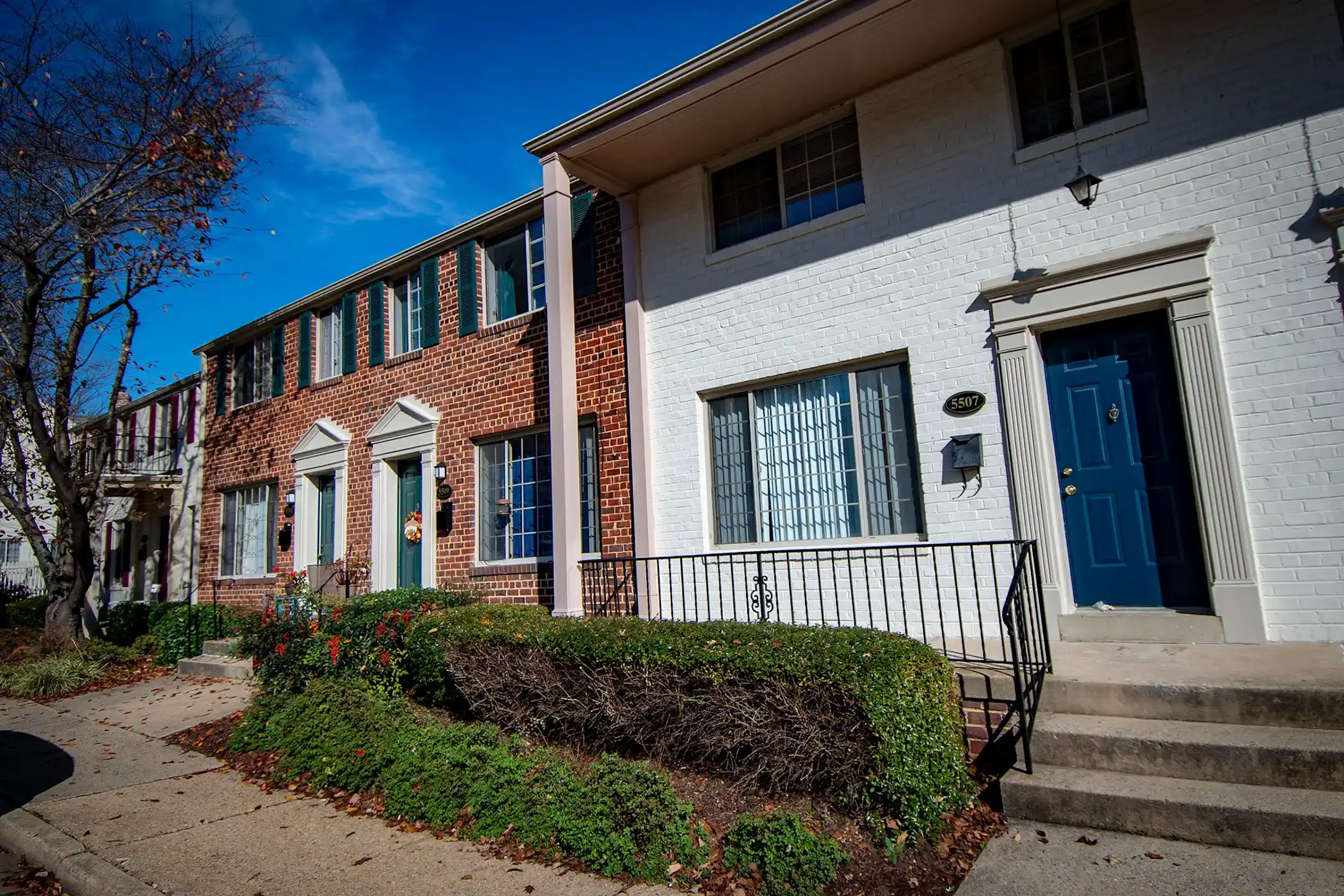 Brookville Townhomes 5402 Taney Avenue Alexandria, VA Townhomes for