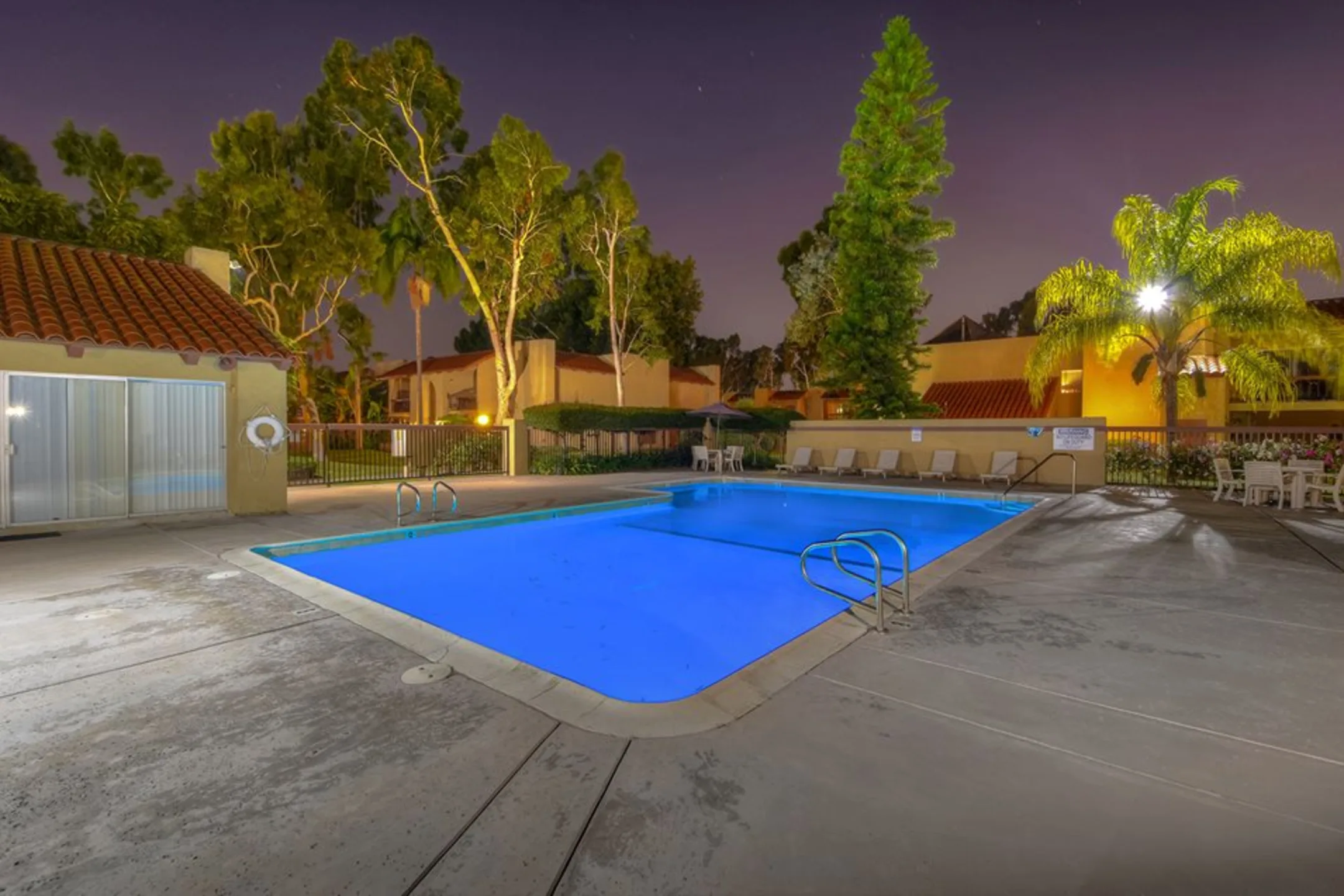 Grande Apartments 9440 Clover Court Circle Fountain Valley, CA