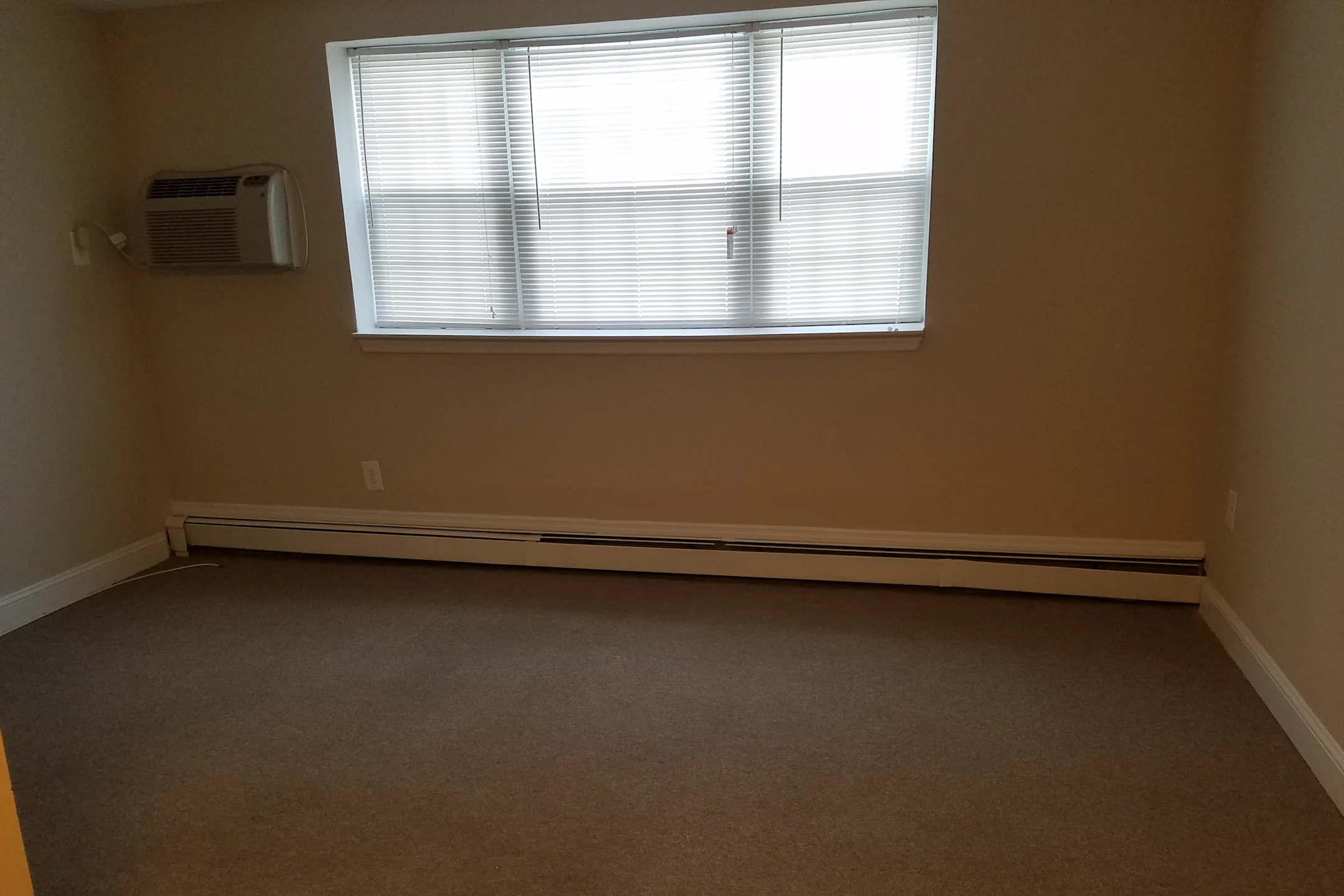 The Residences at Whitehall Apartments Stratford, NJ 08084