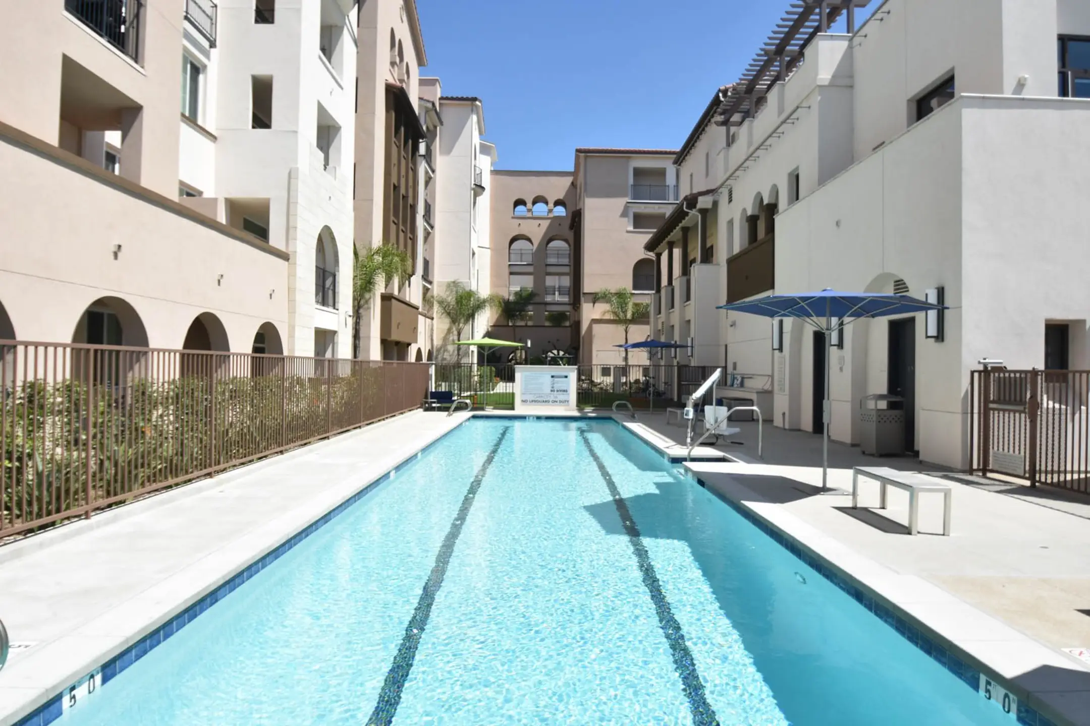 Mira Lee Way Apartments