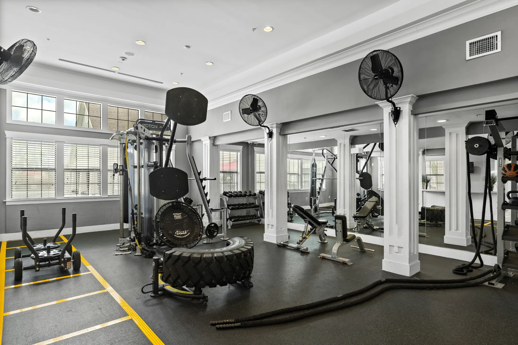Fitness Weight Room - Campus Quarters - Per Bed Lease - Corpus Christi, TX