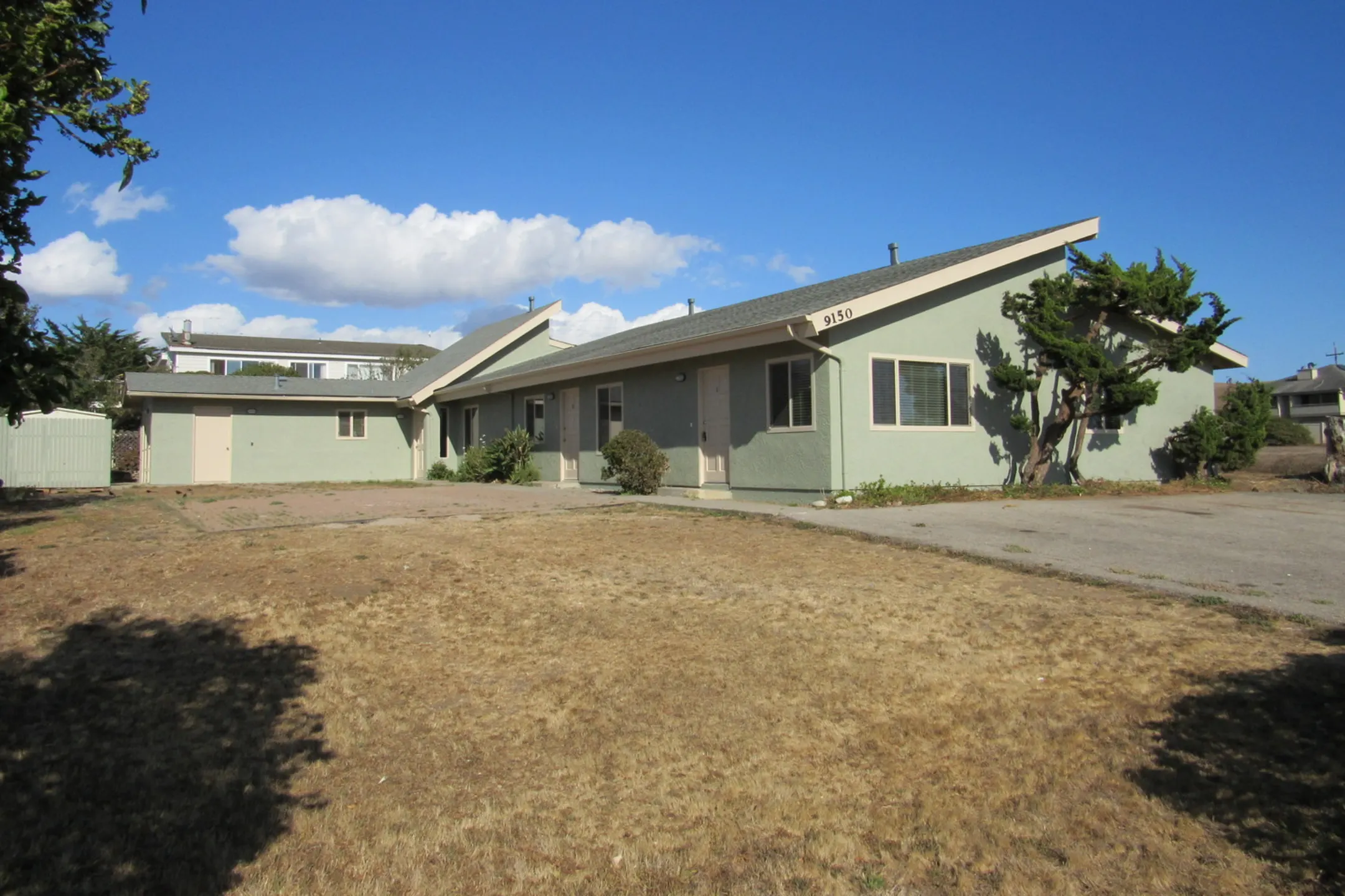 9150 Avonne Ave Unit 9150 Avonne Ave - Unit 1  