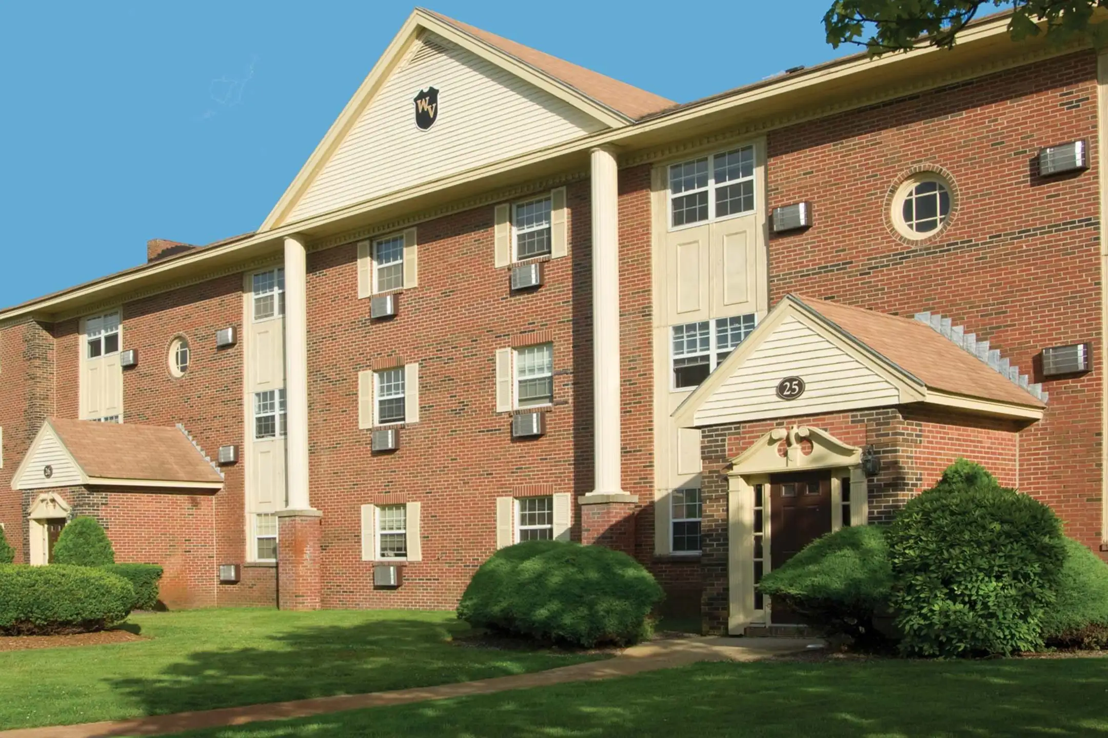 Waterford Village Apartments 50 Meadow Ln Bridgewater, MA