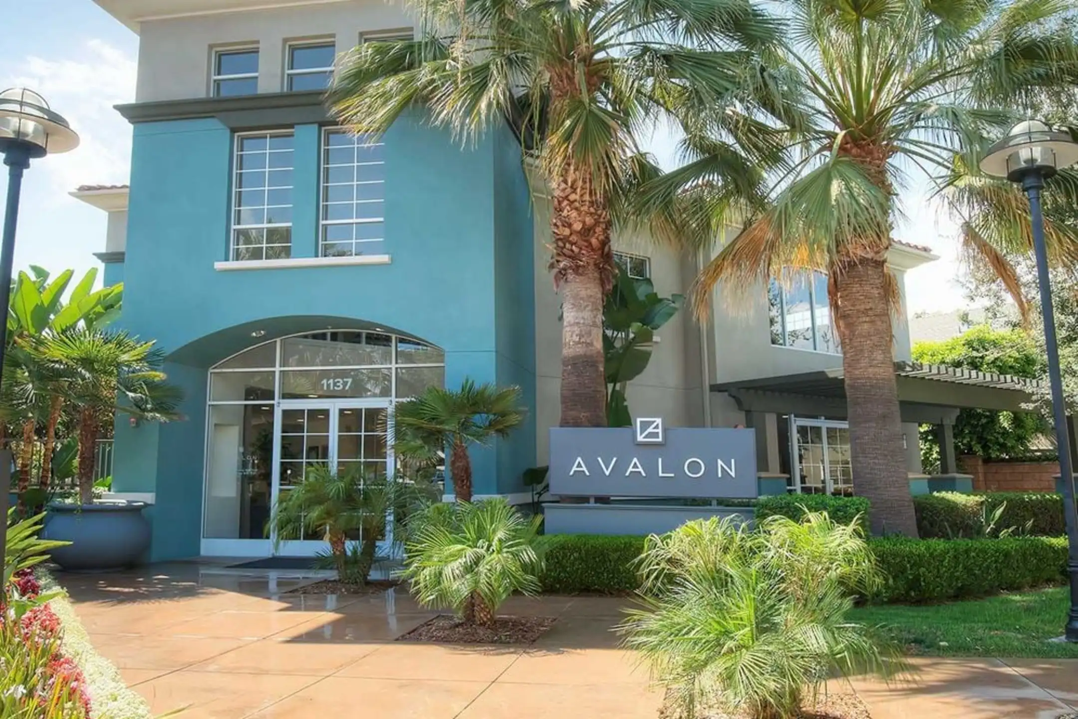 Avalon Glendale - Glendale, CA