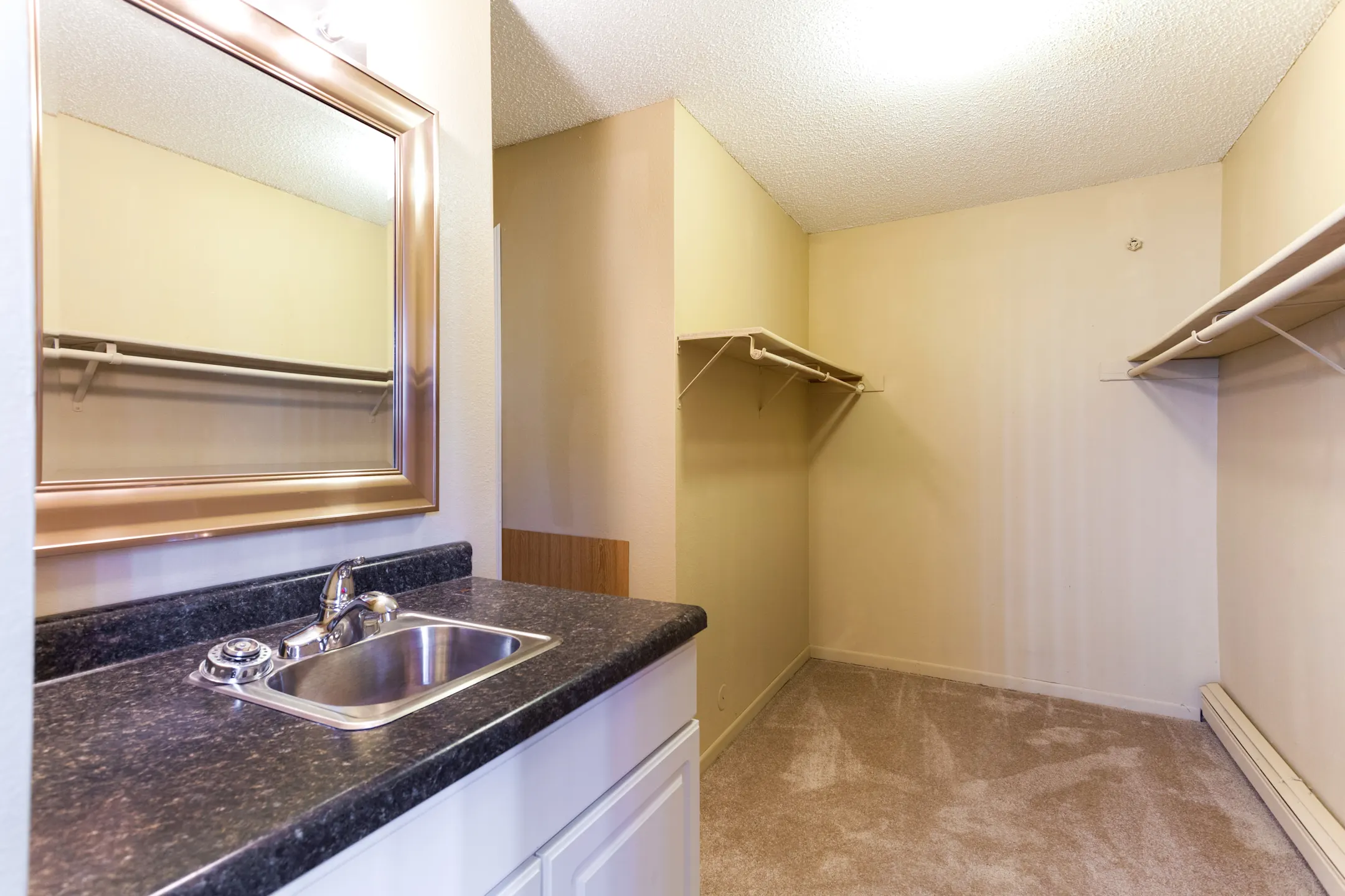 Evergreen Square Apartments Buffalo, MN 55313