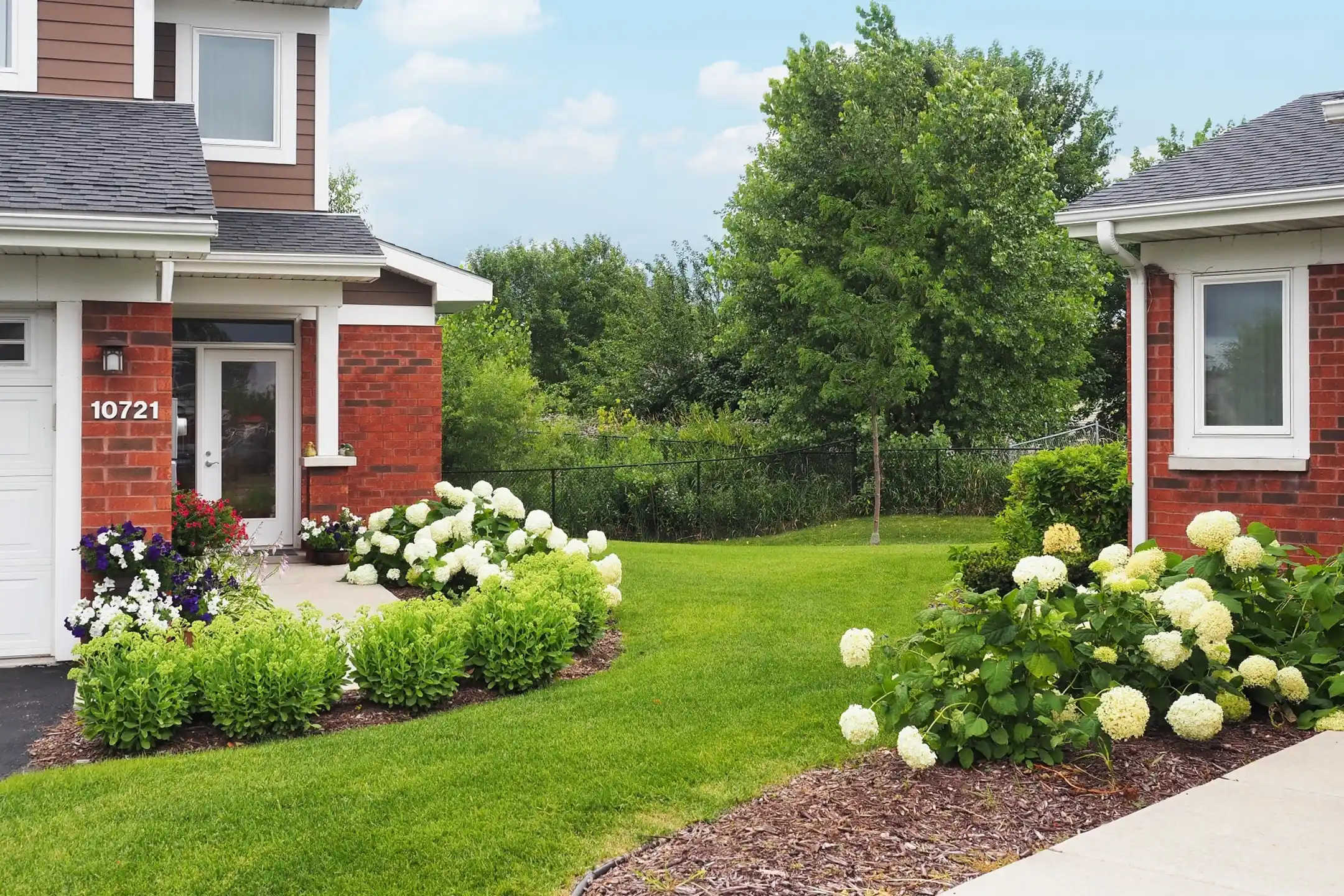 Albertville Meadows Apartments 10732 County Road 37 NE Albertville