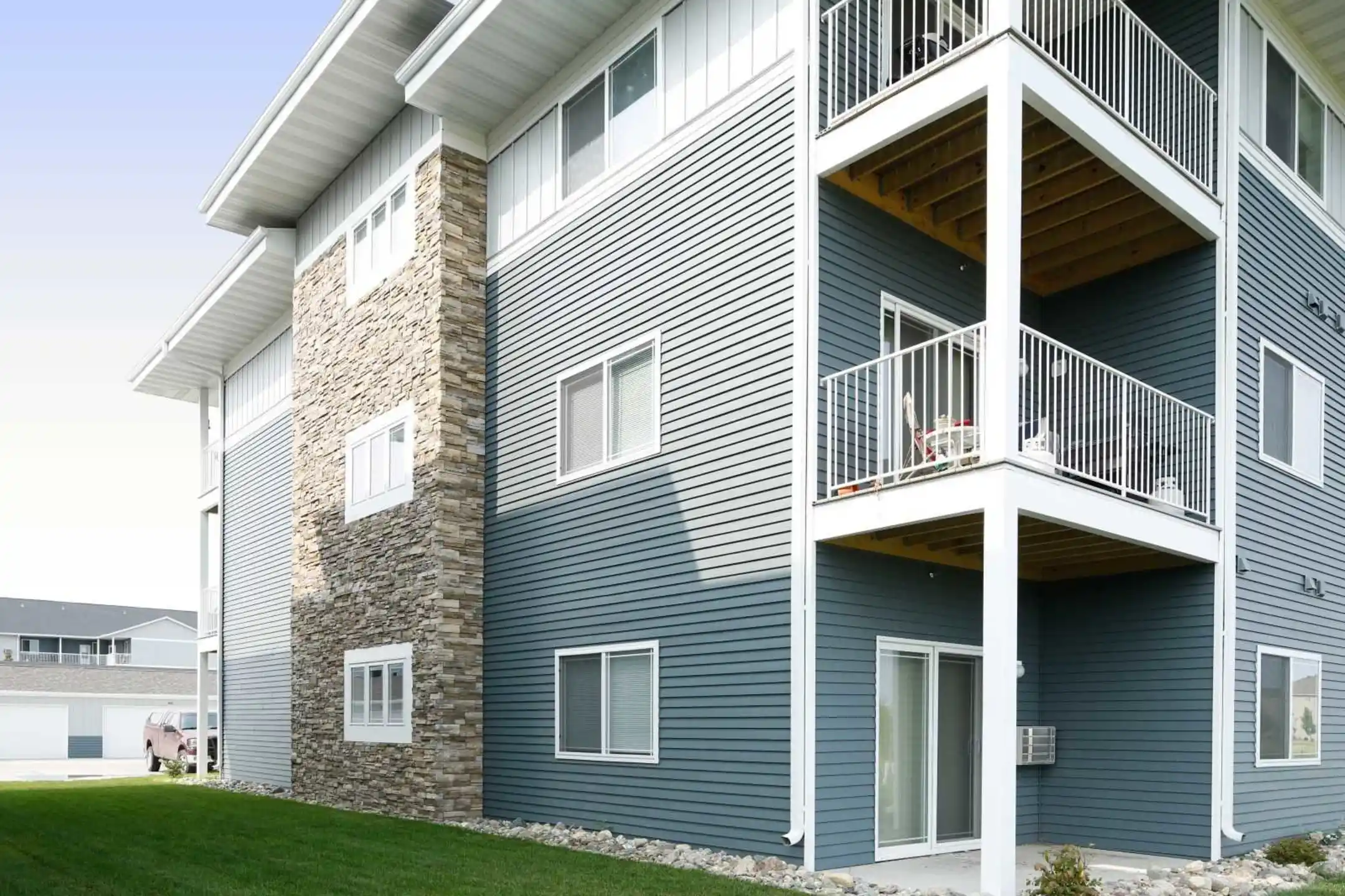 Building - West Lake II Apartments - West Fargo, ND