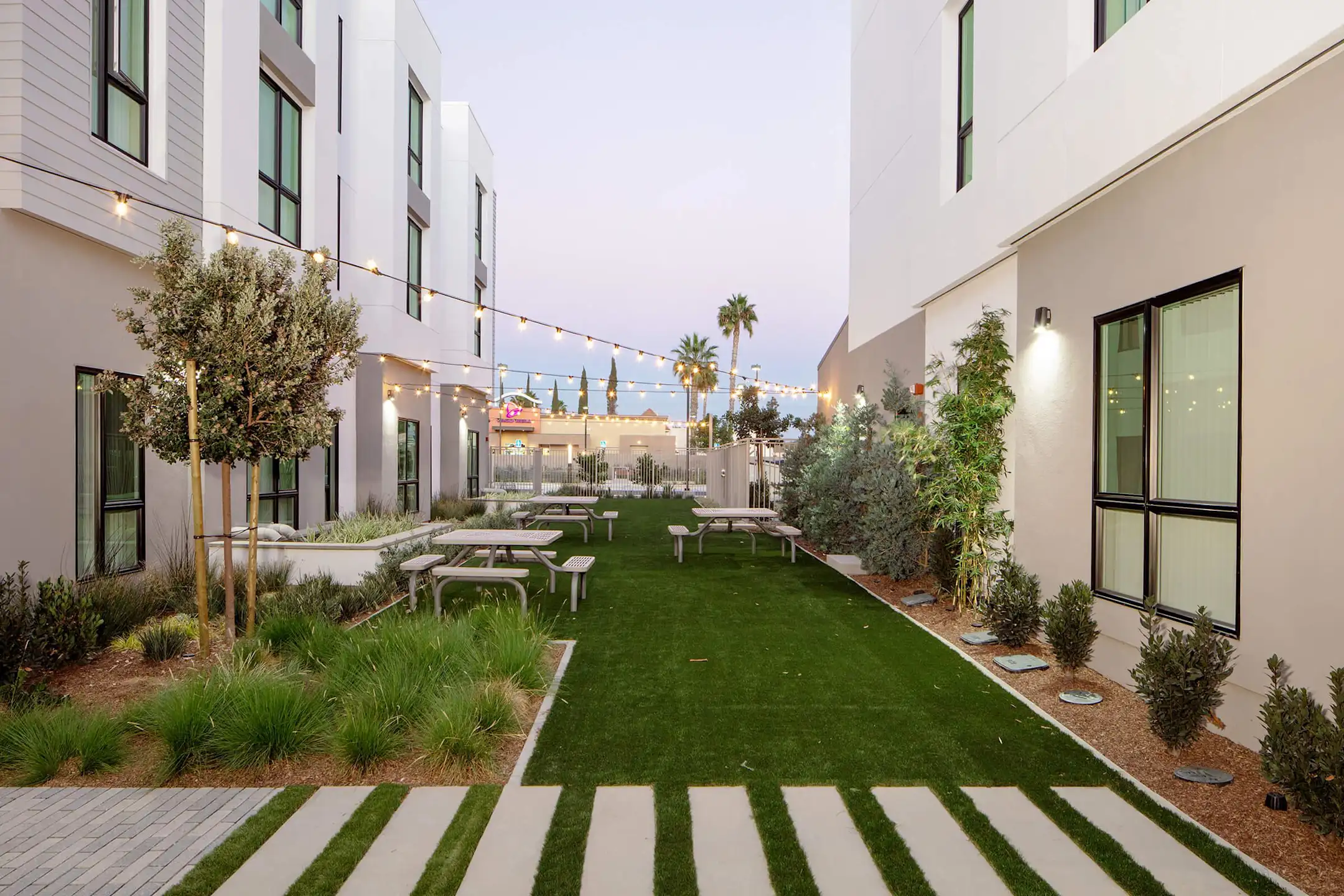 Westminster Crossing 71227140 Westminster Boulevard Westminster