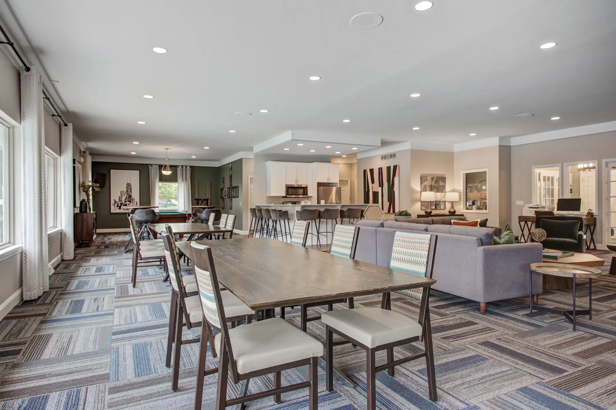 Blackhawk Apartments 926 Congdon Ave Elgin, IL Apartments for Rent